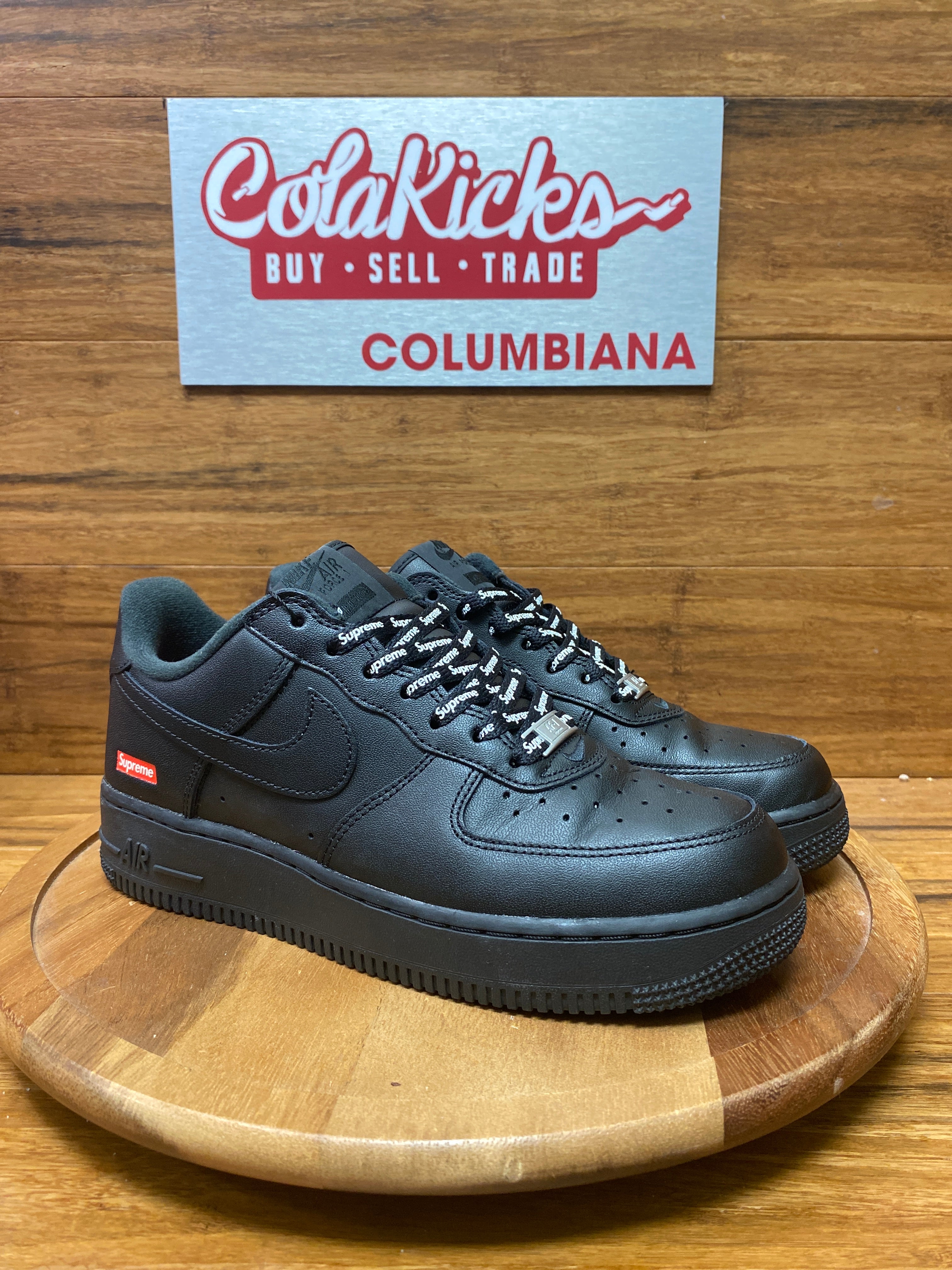Nike Air Force 1 Low Supreme Black