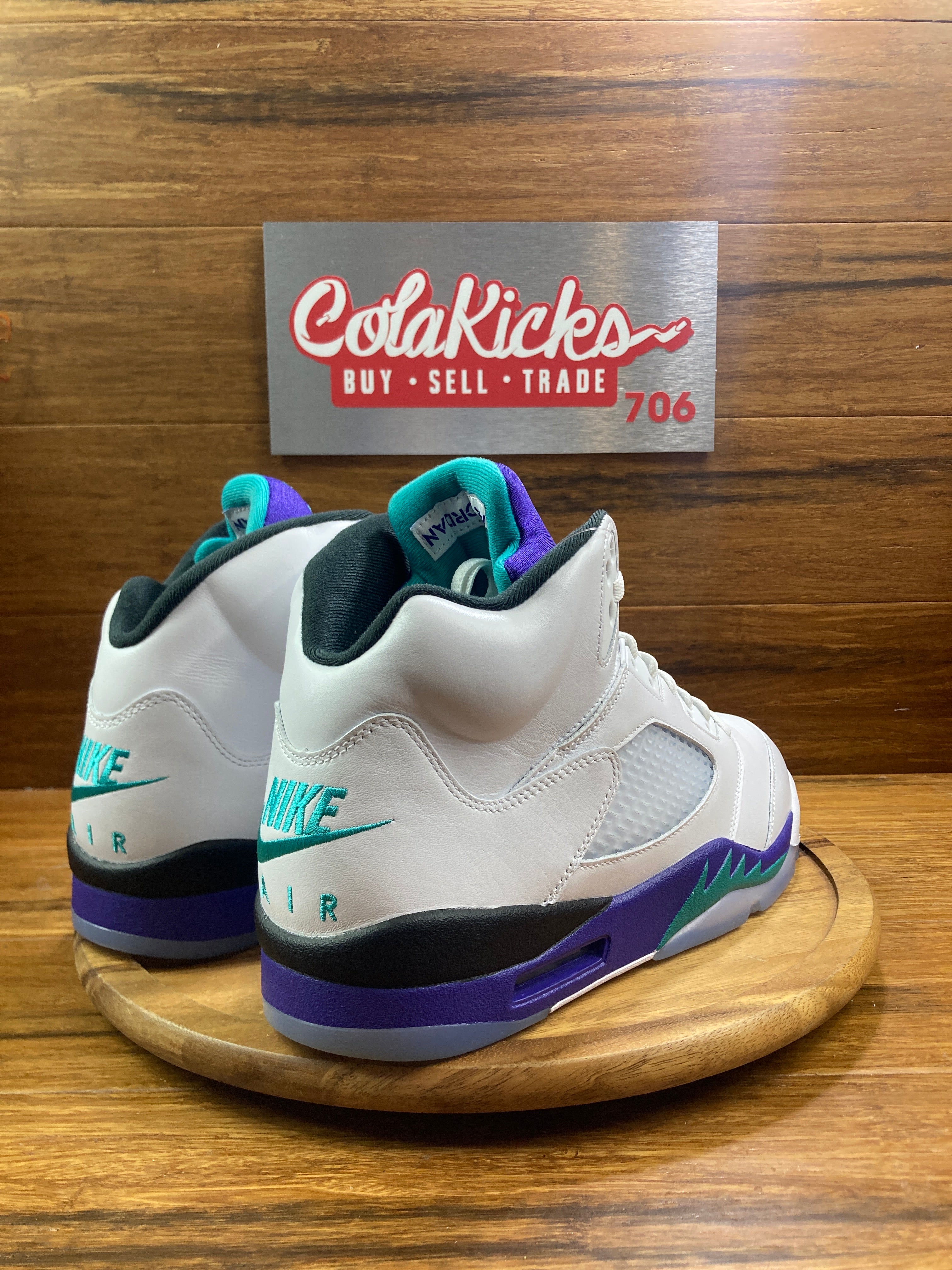Jordan 5 Retro Grape (2025)