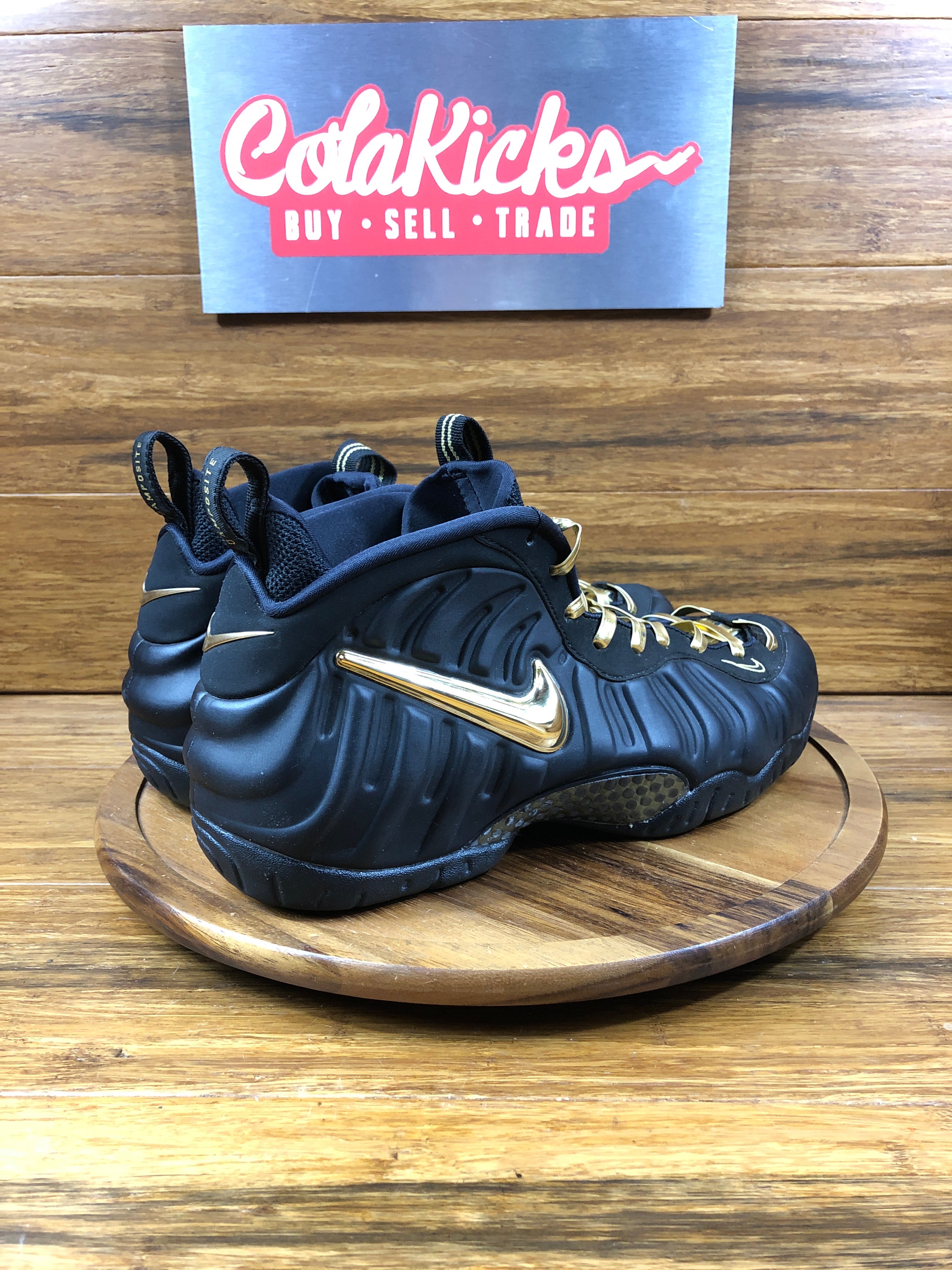 Nike Air Foamposite Pro Black Metallic Gold