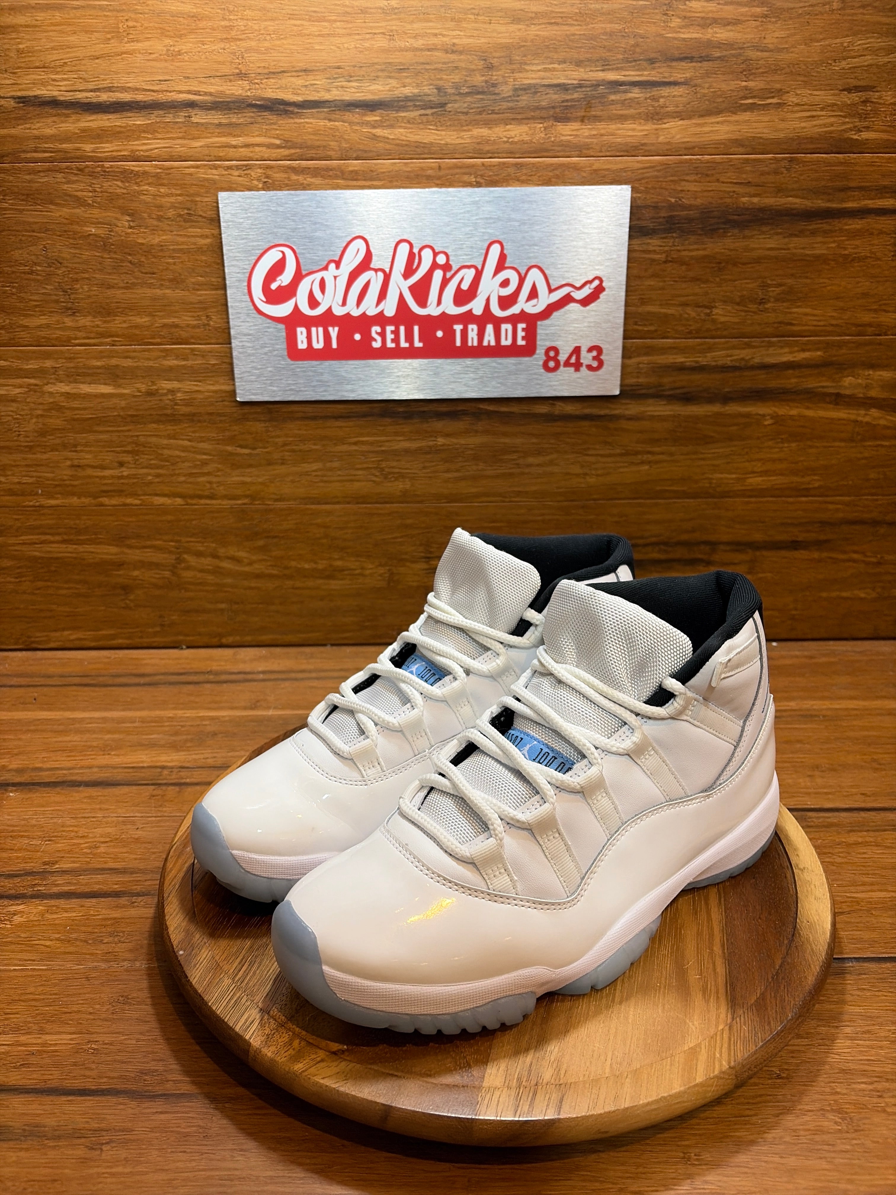 Jordan 11 Retro Legend Blue (2024)