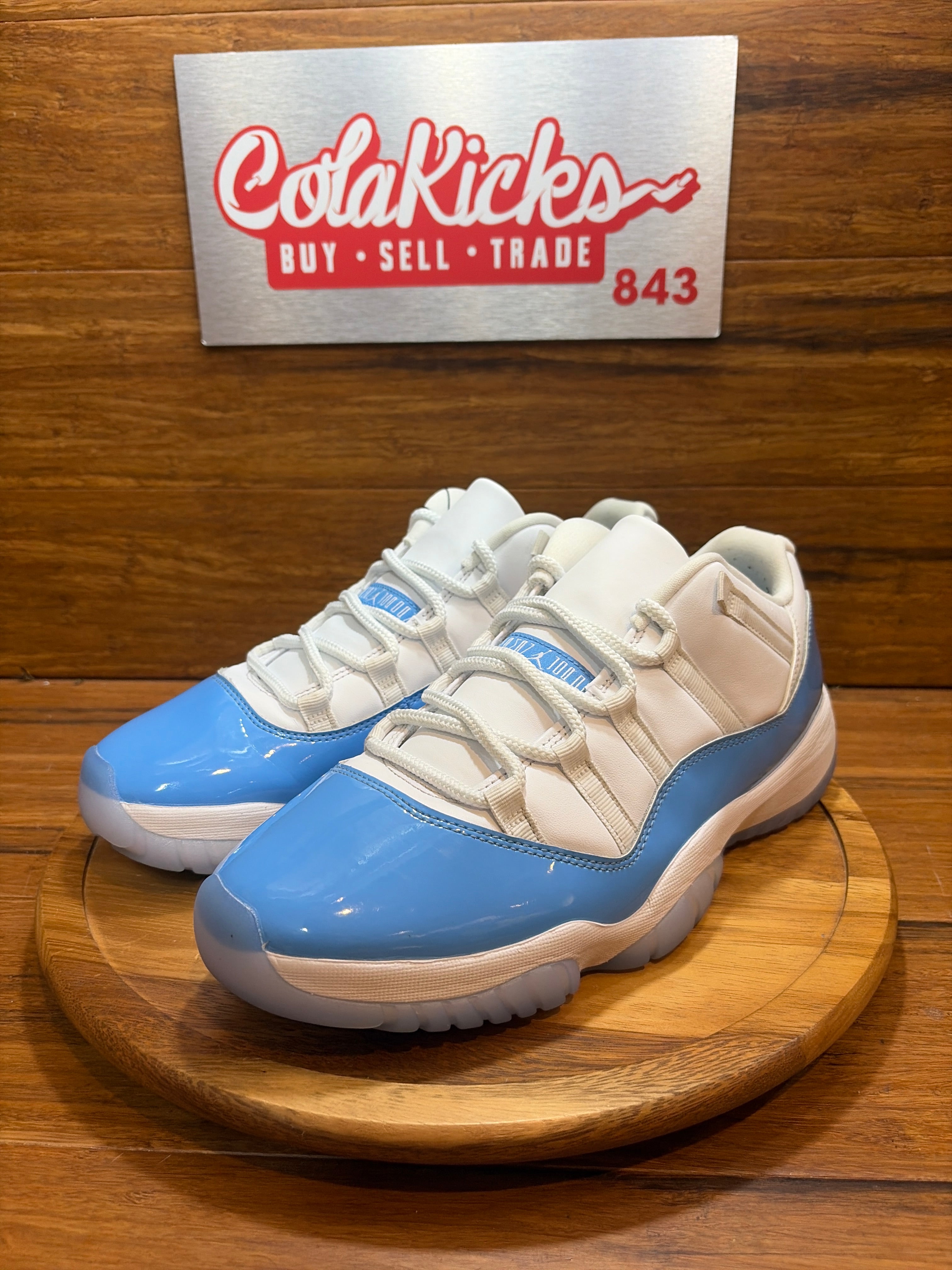 Jordan 11 Retro Low University Blue (2026)