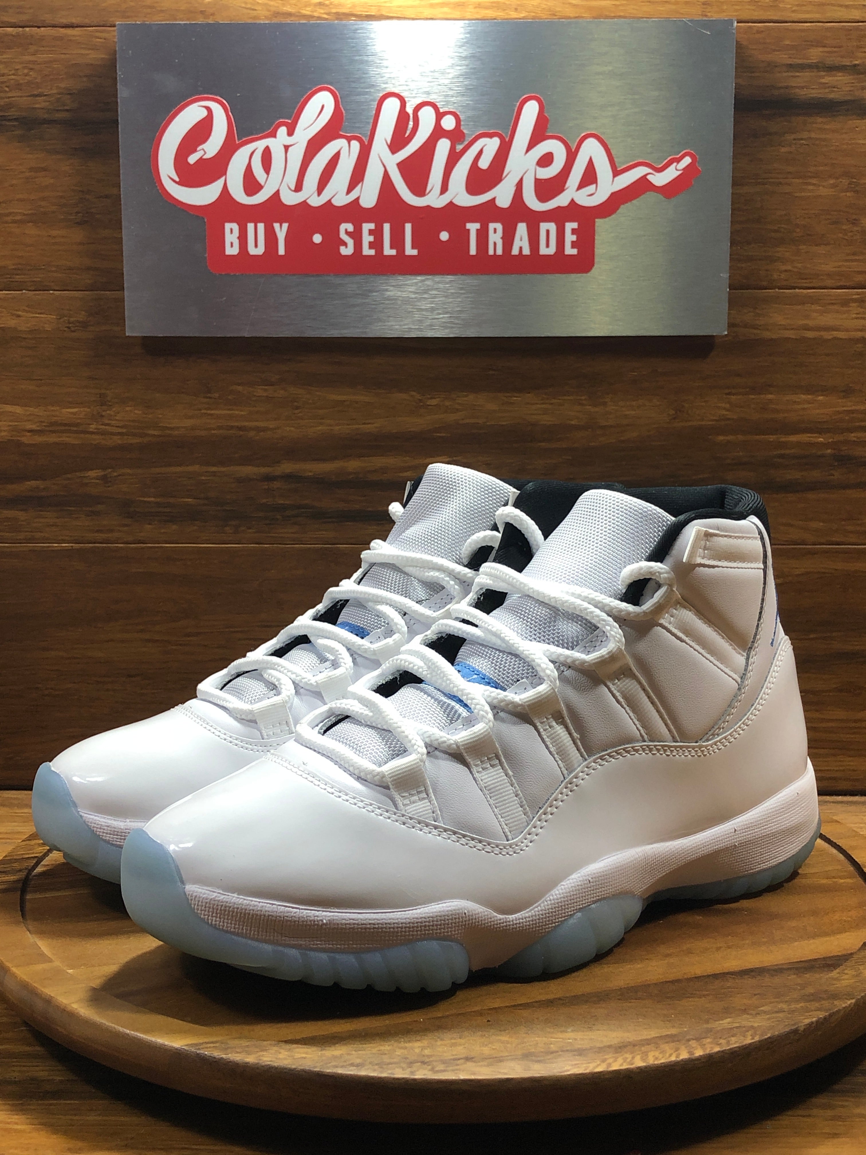 Jordan 11 Retro Legend Blue (2024)