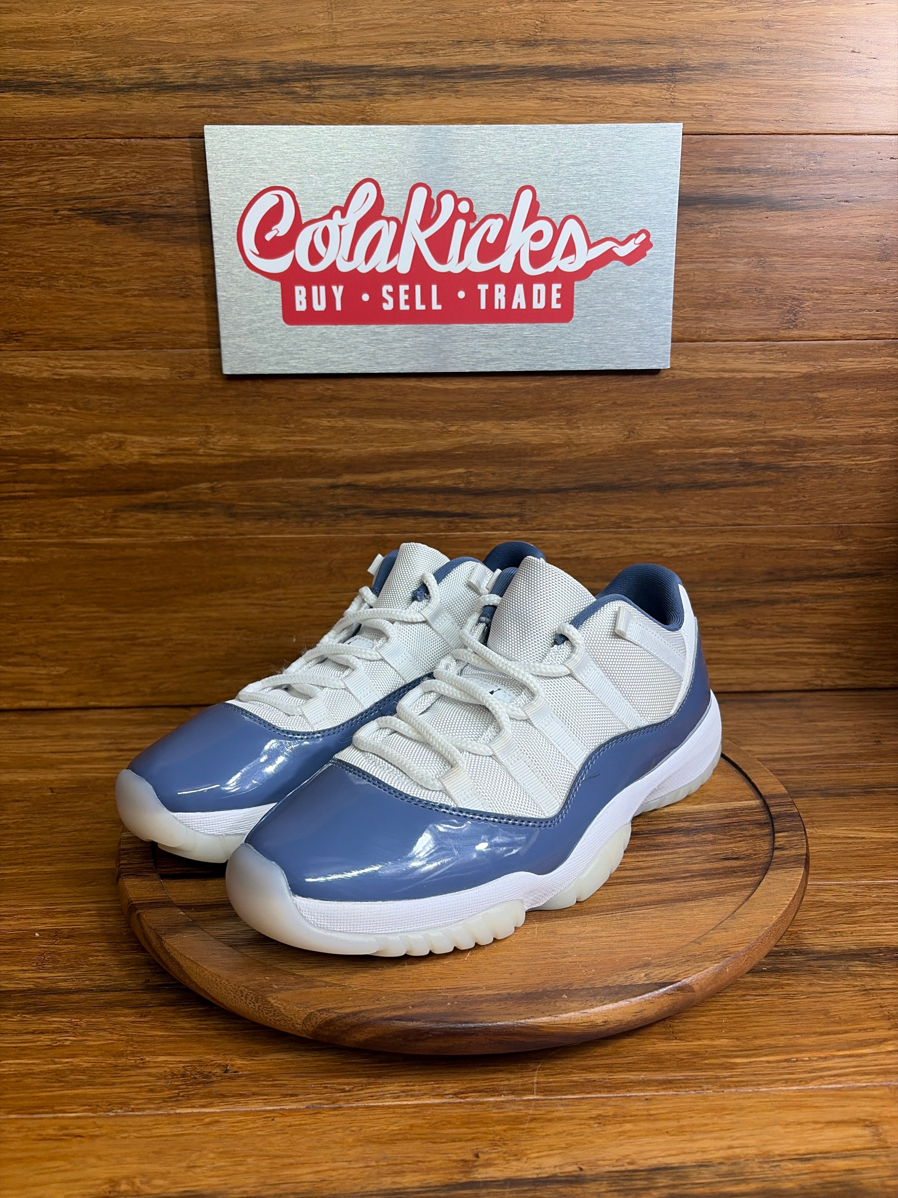 Jordan 11 Retro Low Diffused Blue