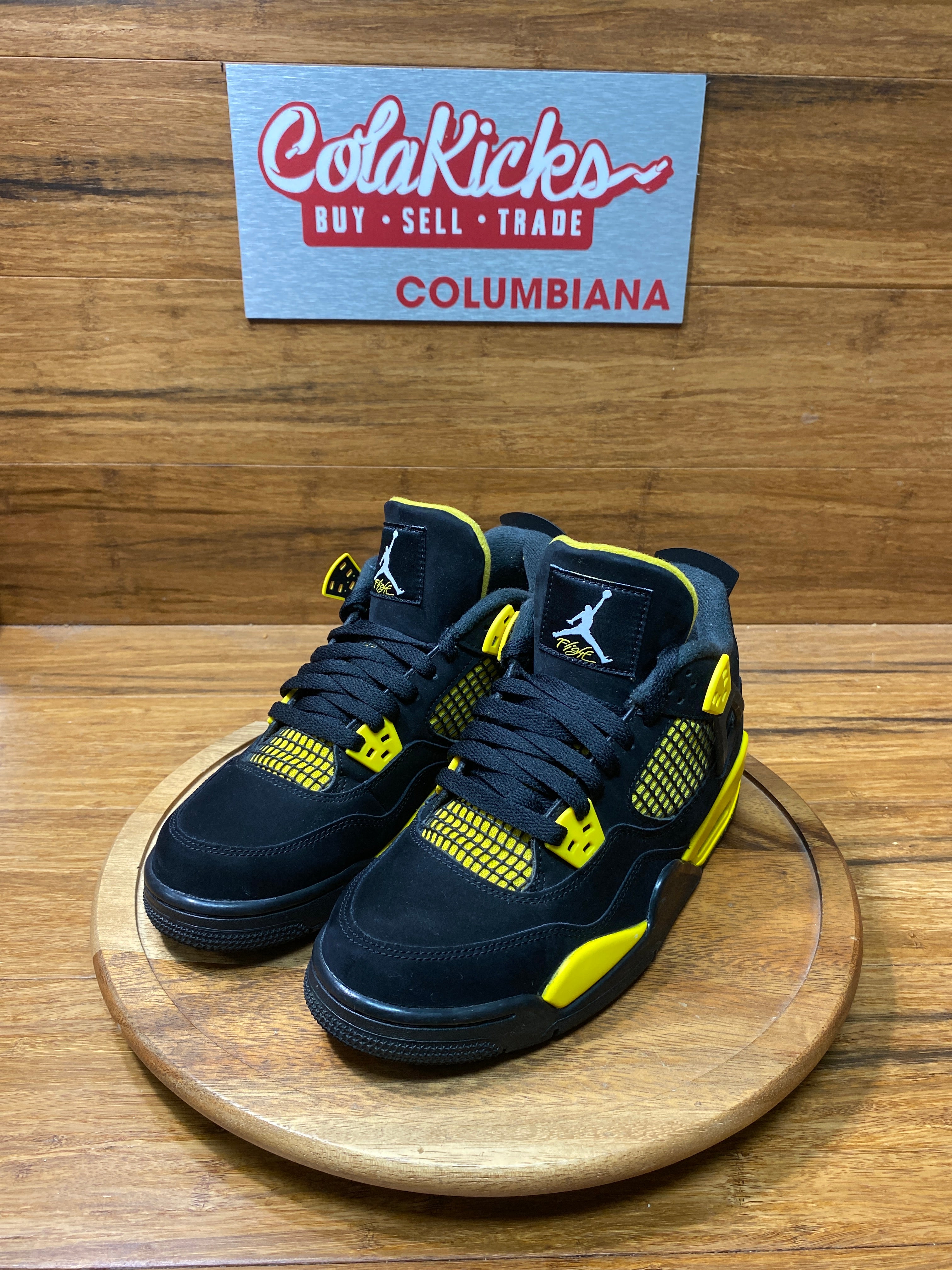 Jordan 4 Retro Thunder (2023) (GS)