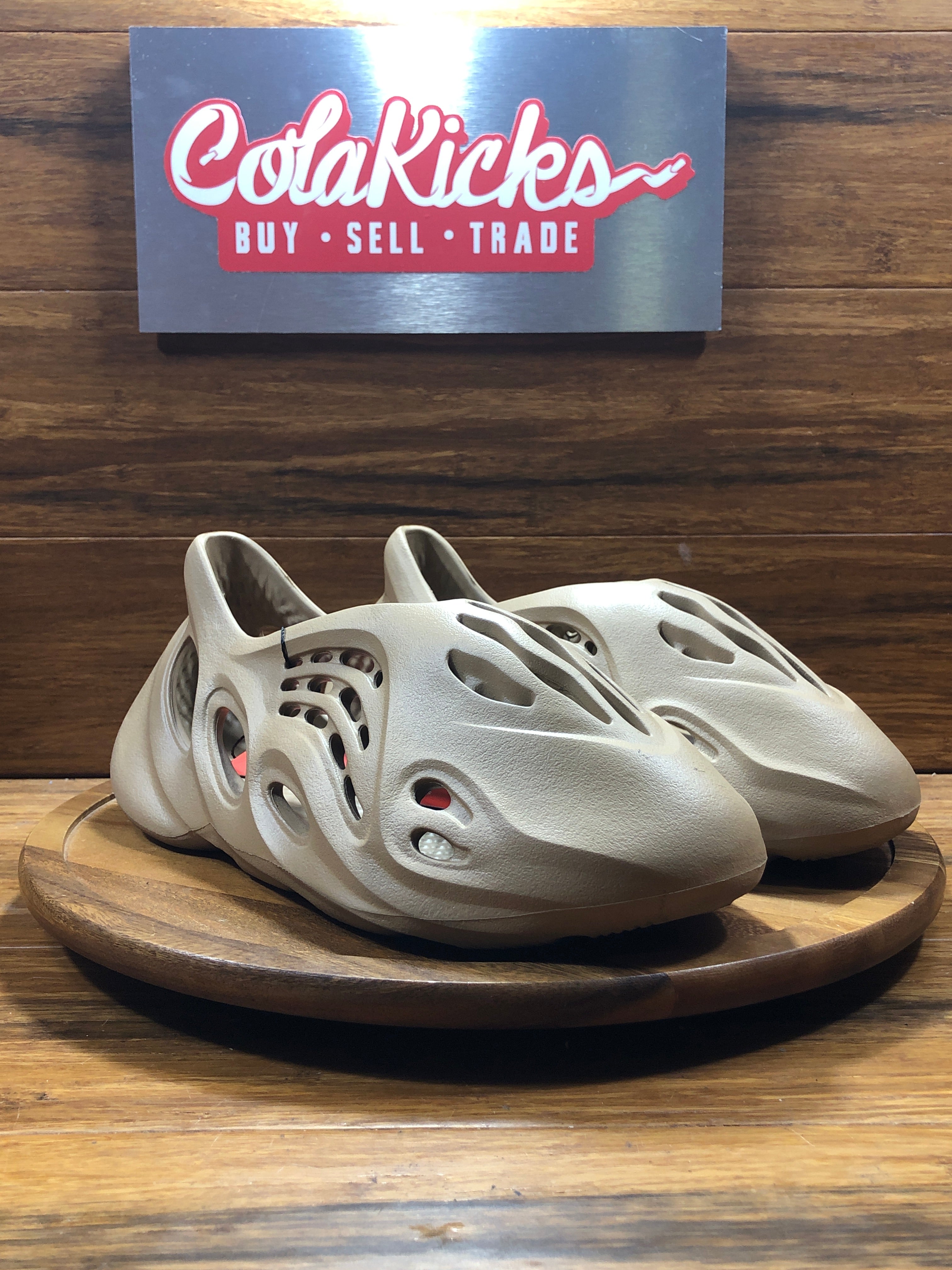 adidas Yeezy Foam RNR Stone Taupe