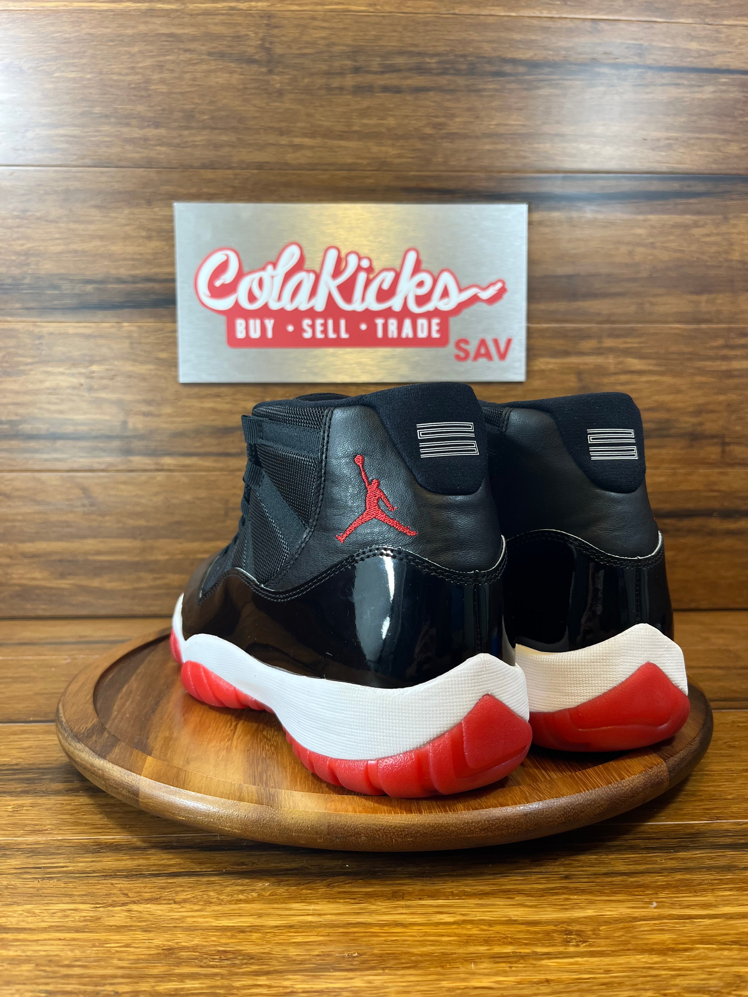 Jordan 11 Retro Playoffs Bred (2019)