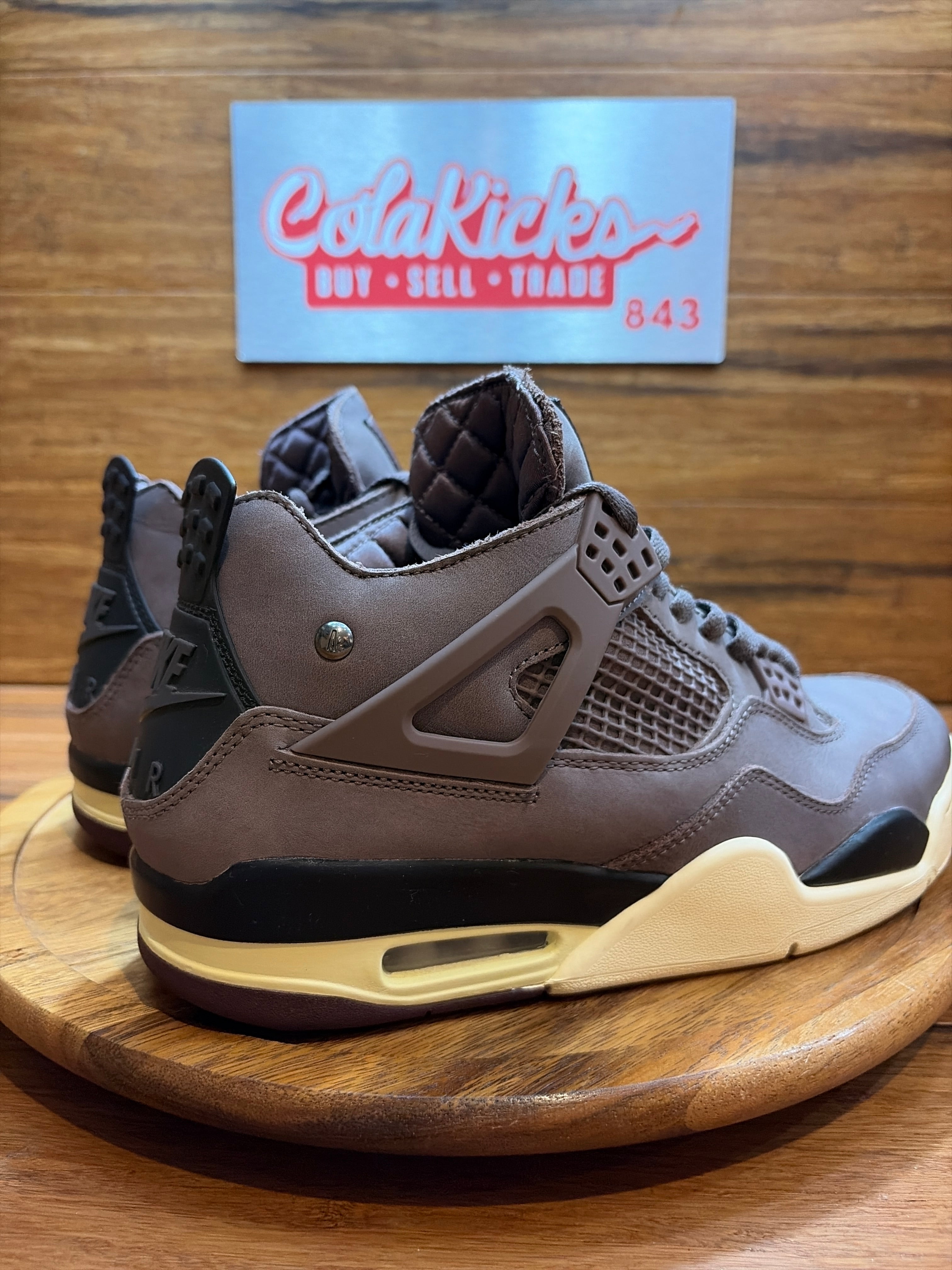 Jordan 4 Retro SP A Ma Maniére Violet Ore