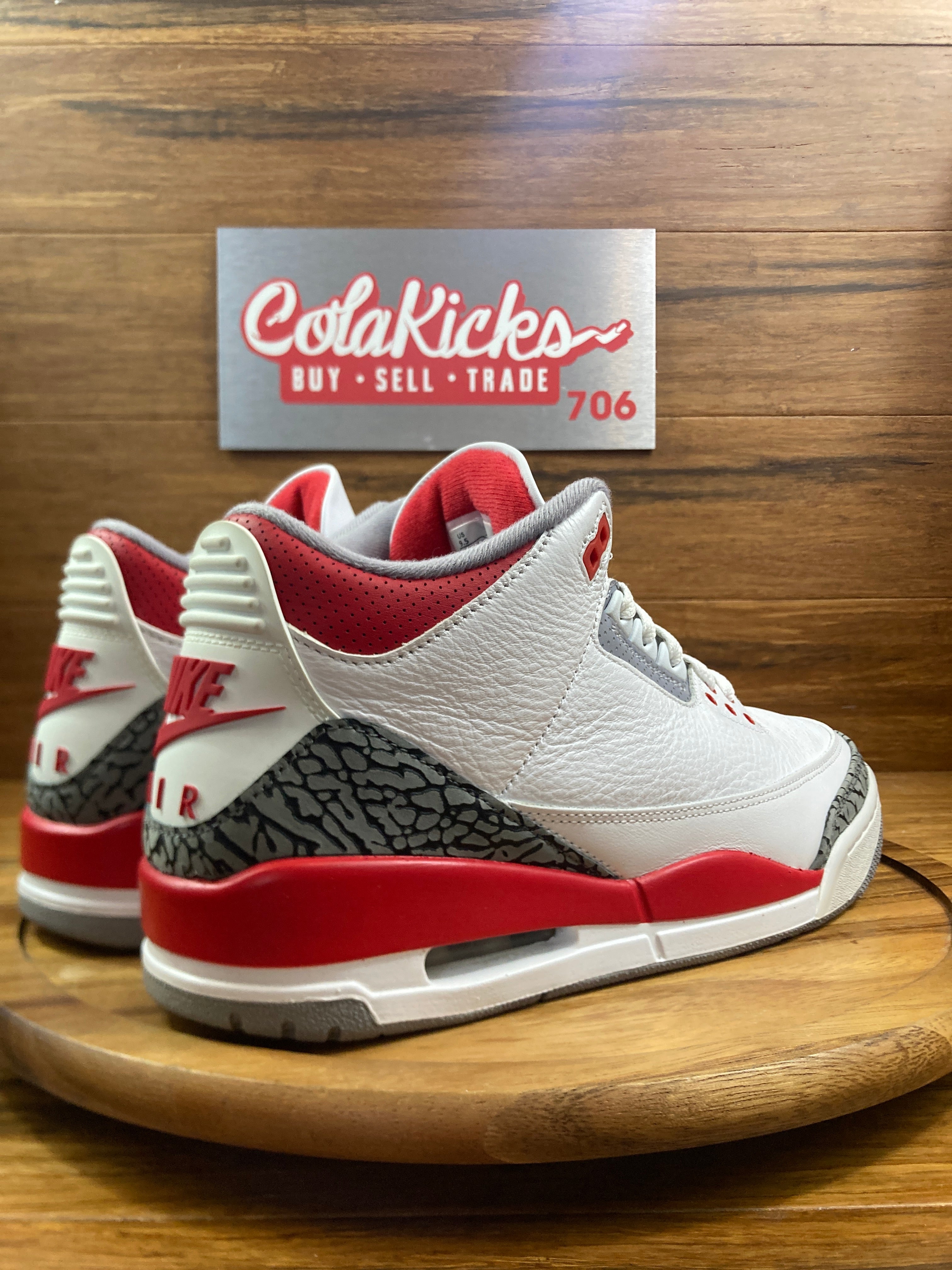 Jordan 3 Retro Fire Red (2022)