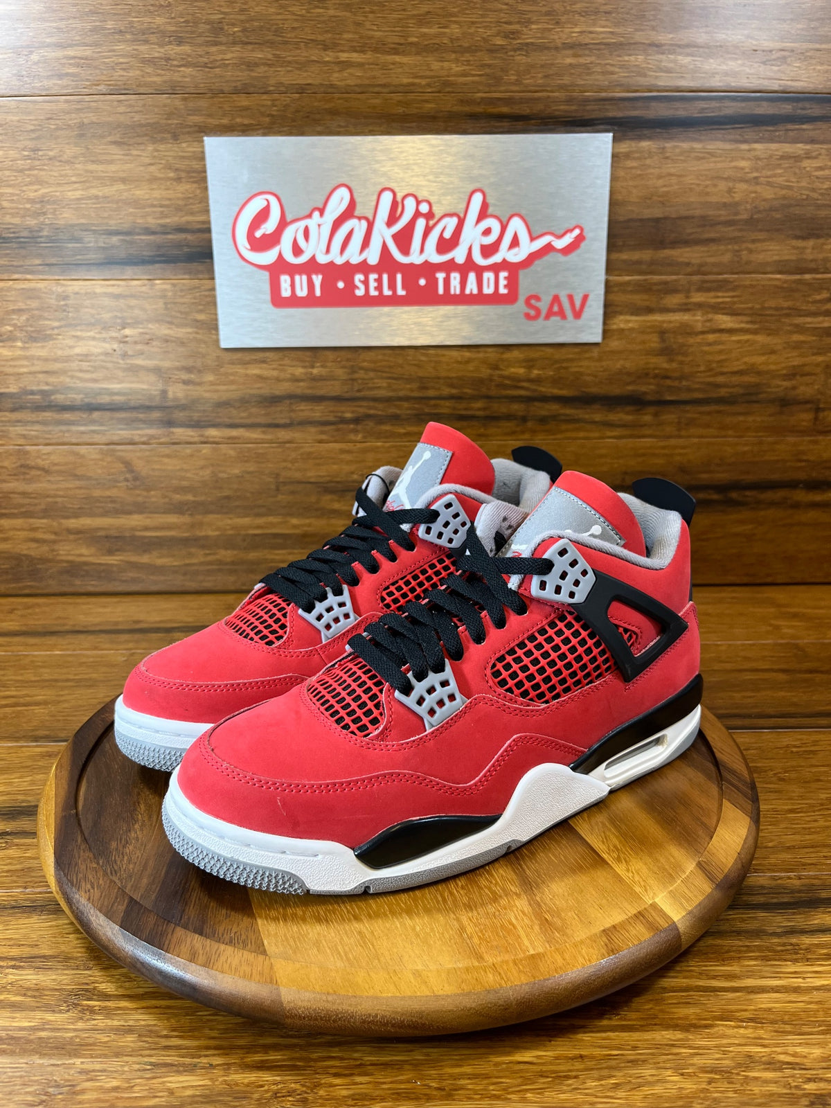 Jordan 4 Retro Toro Bravo (2026)