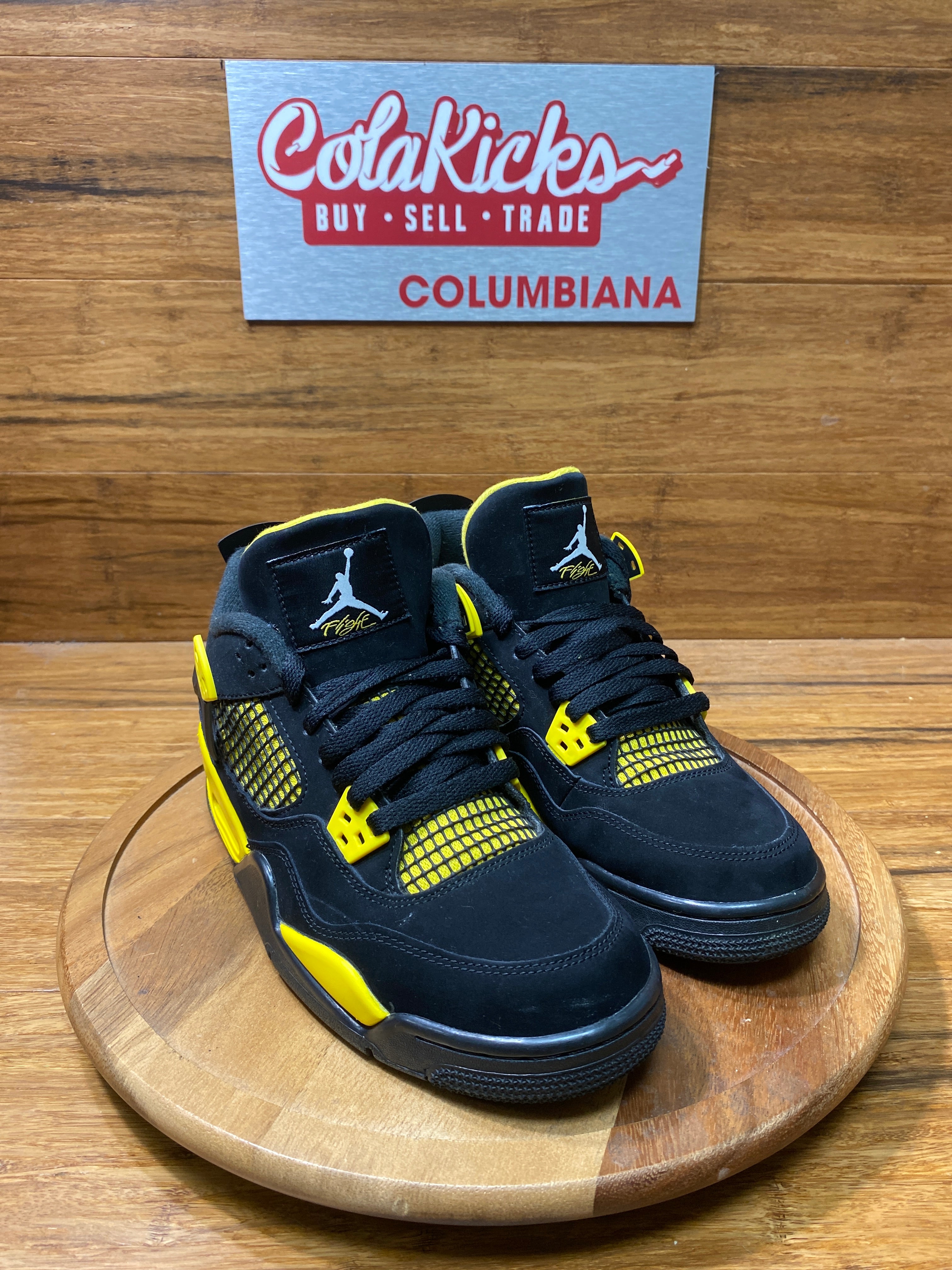 Jordan 4 Retro Thunder (2023) (GS)