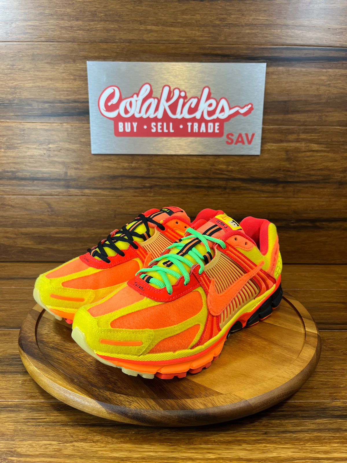 Nike Zoom Vomero 5 Doernbecher