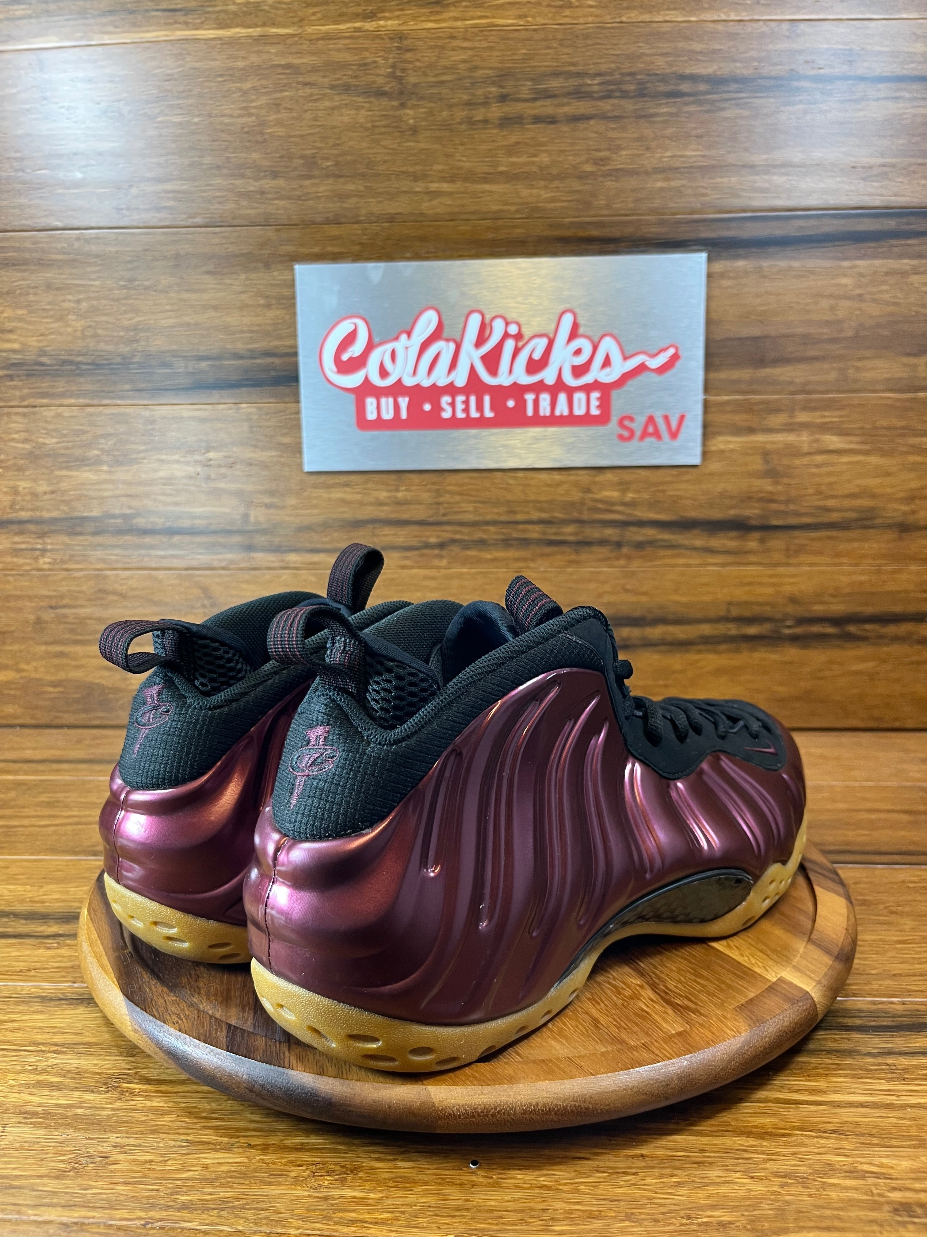Nike Air Foamposite One Maroon