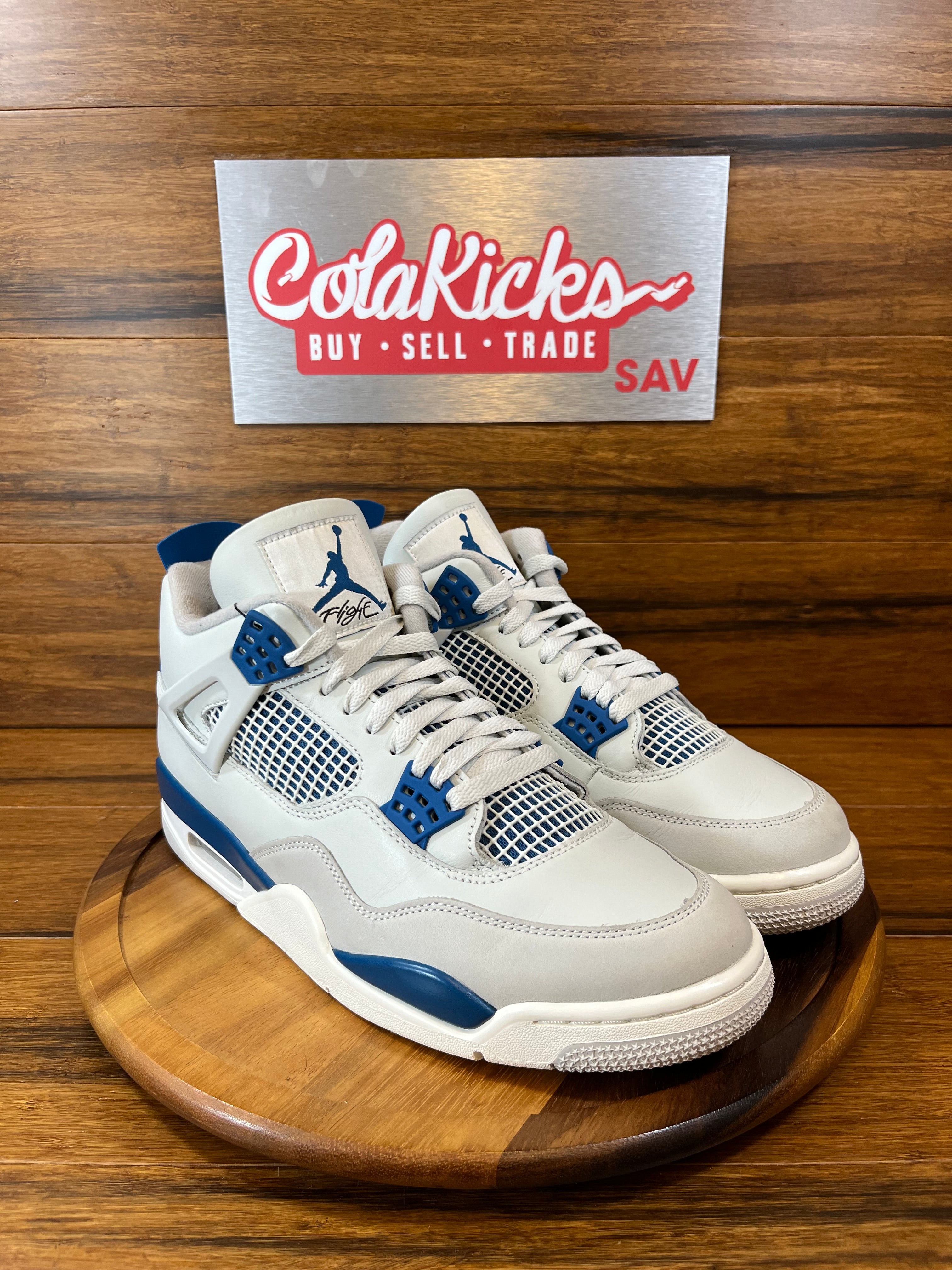 Jordan 4 Retro Military Blue (2024)