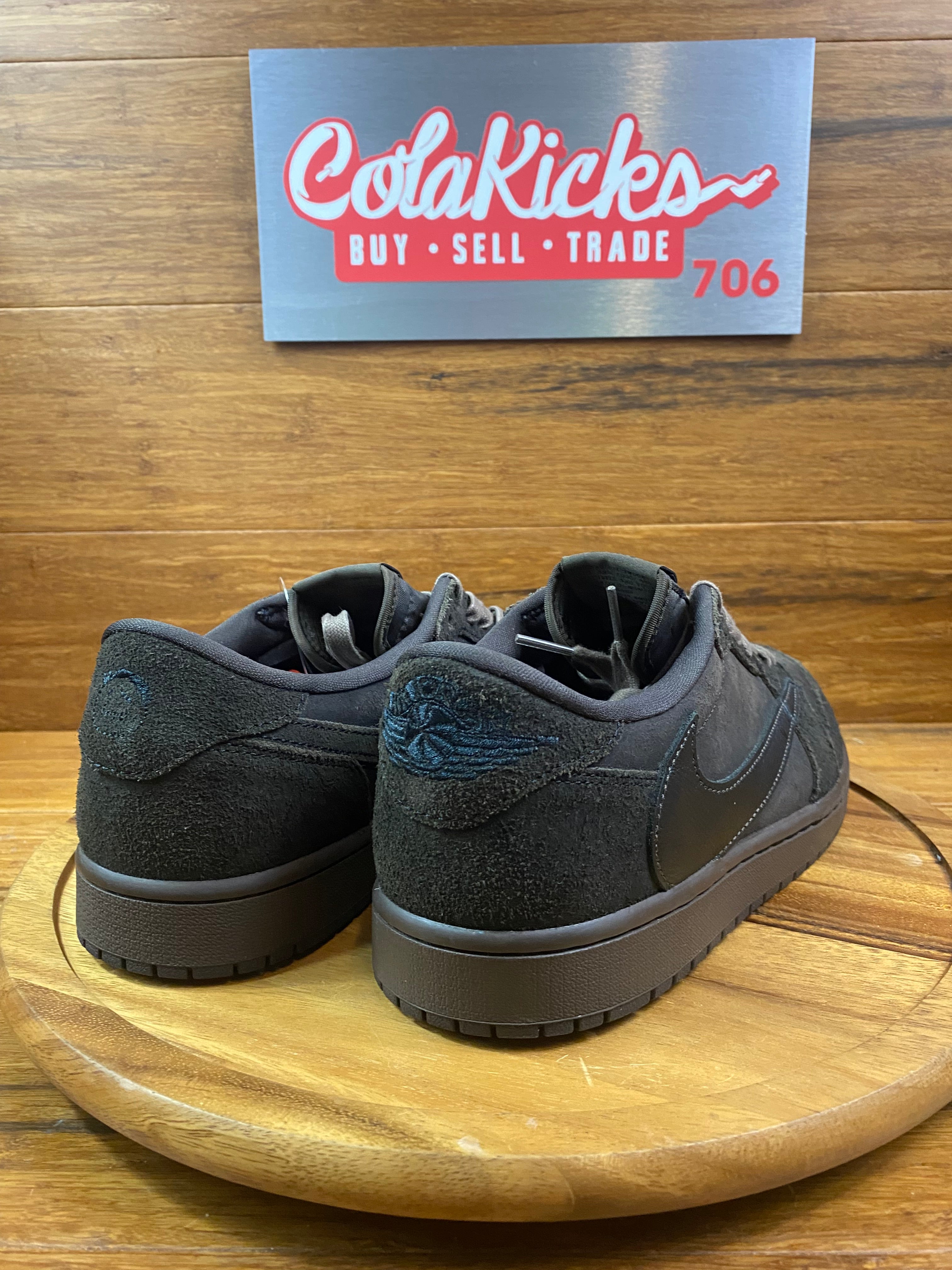 Jordan 1 Retro Low OG SP Travis Scott Velvet Brown