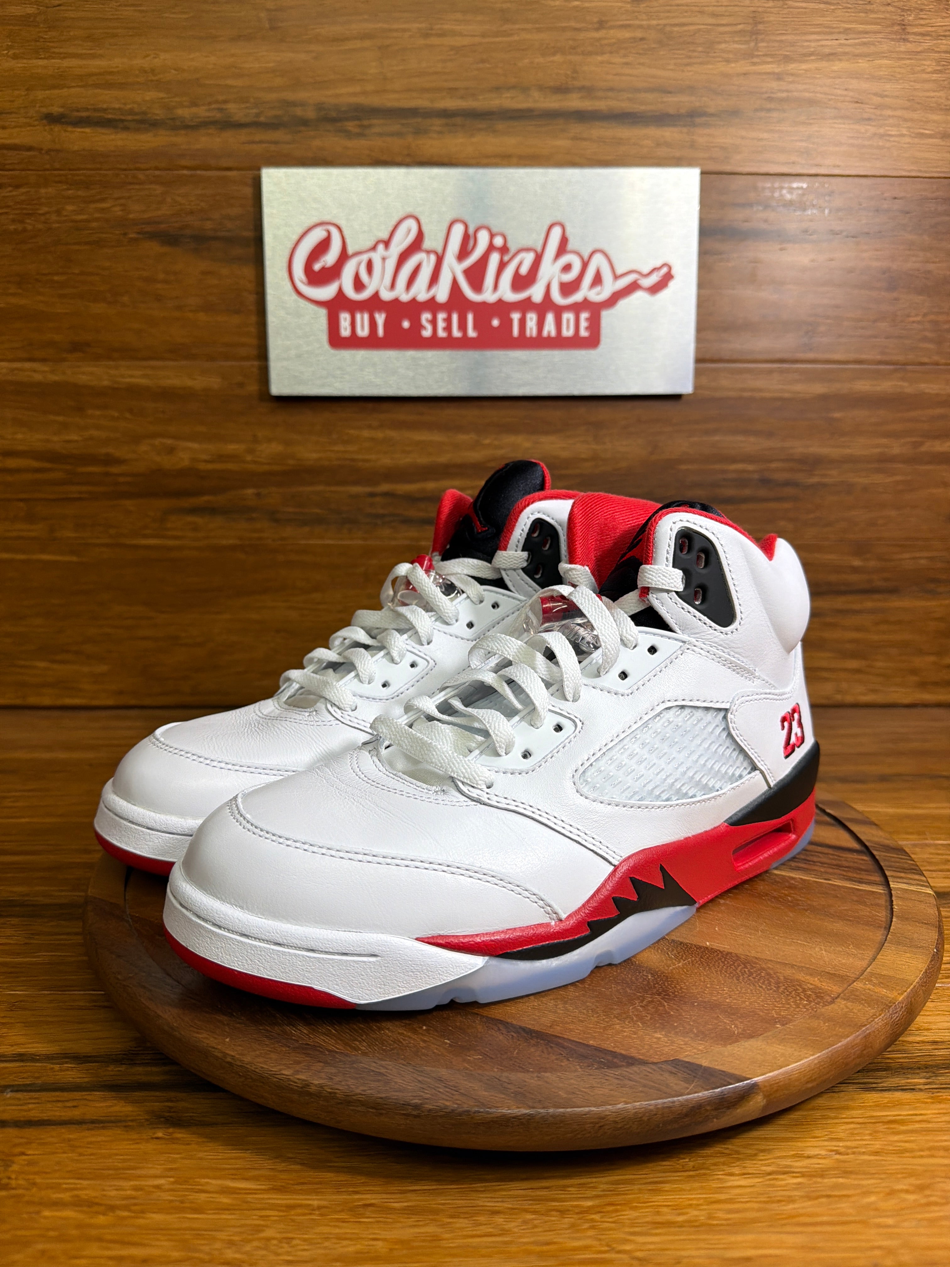 Jordan 5 Retro Fire Red Black Tongue (2025)