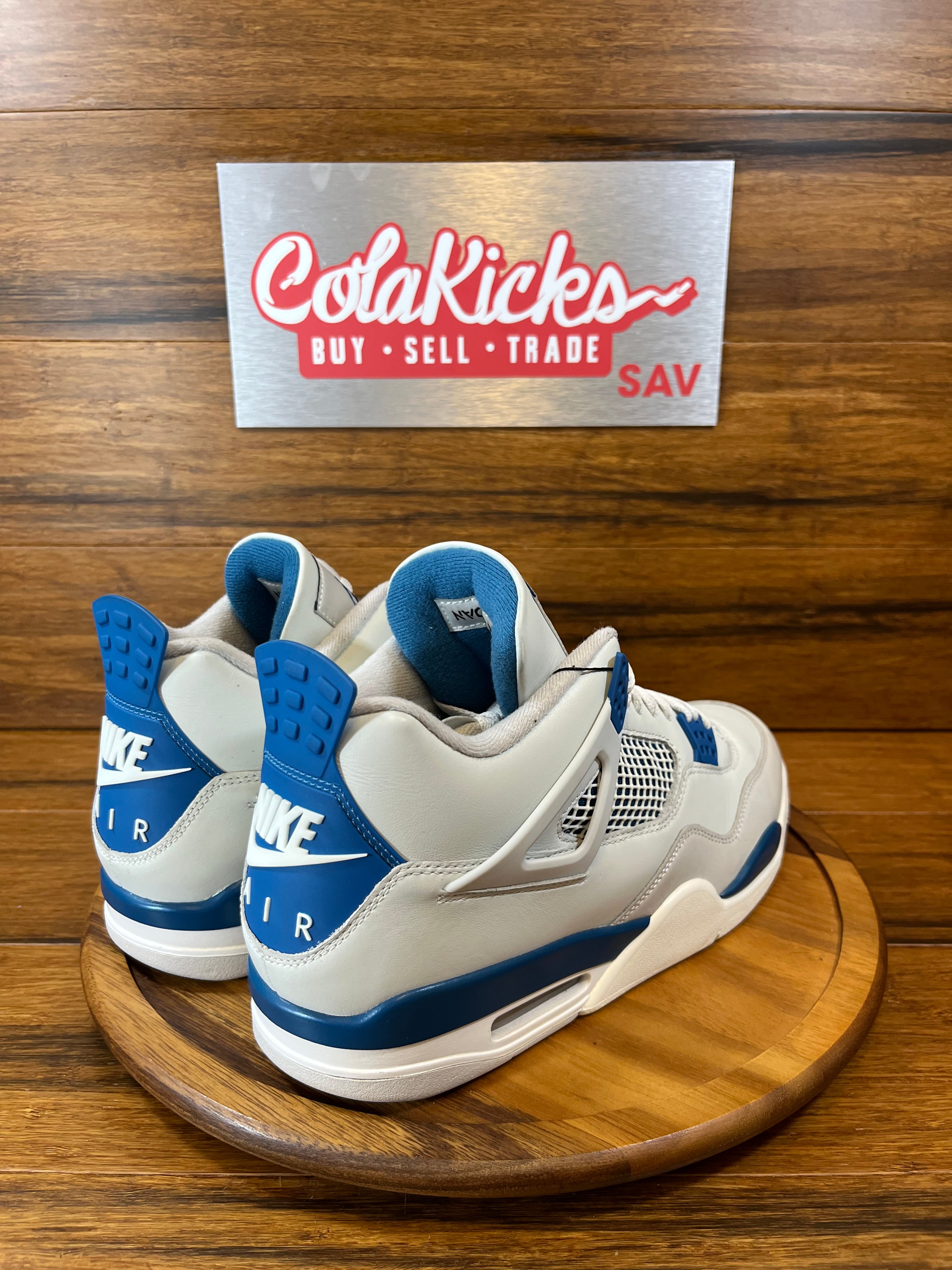 Jordan 4 Retro Military Blue (2024)