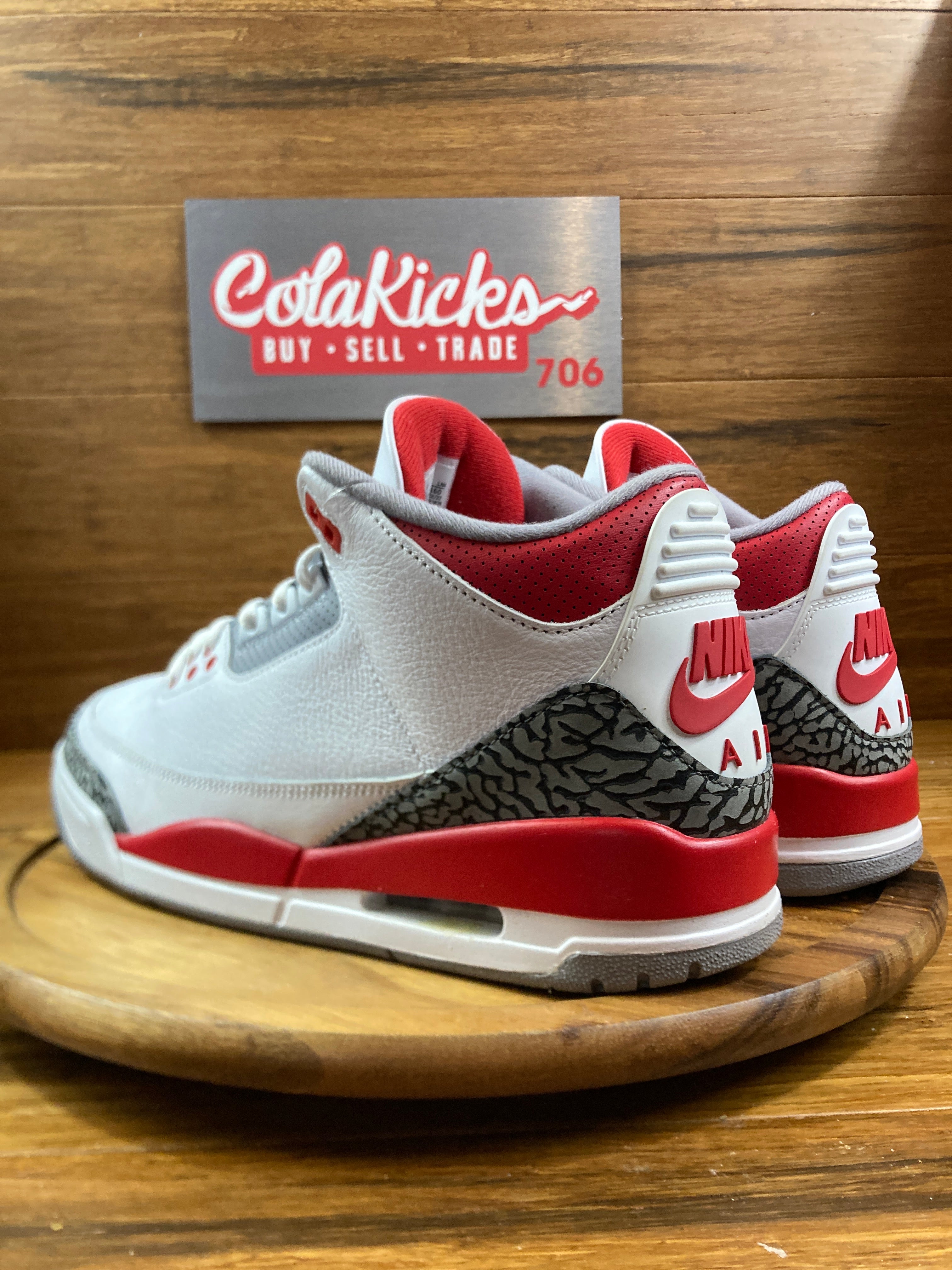 Jordan 3 Retro Fire Red (2022)