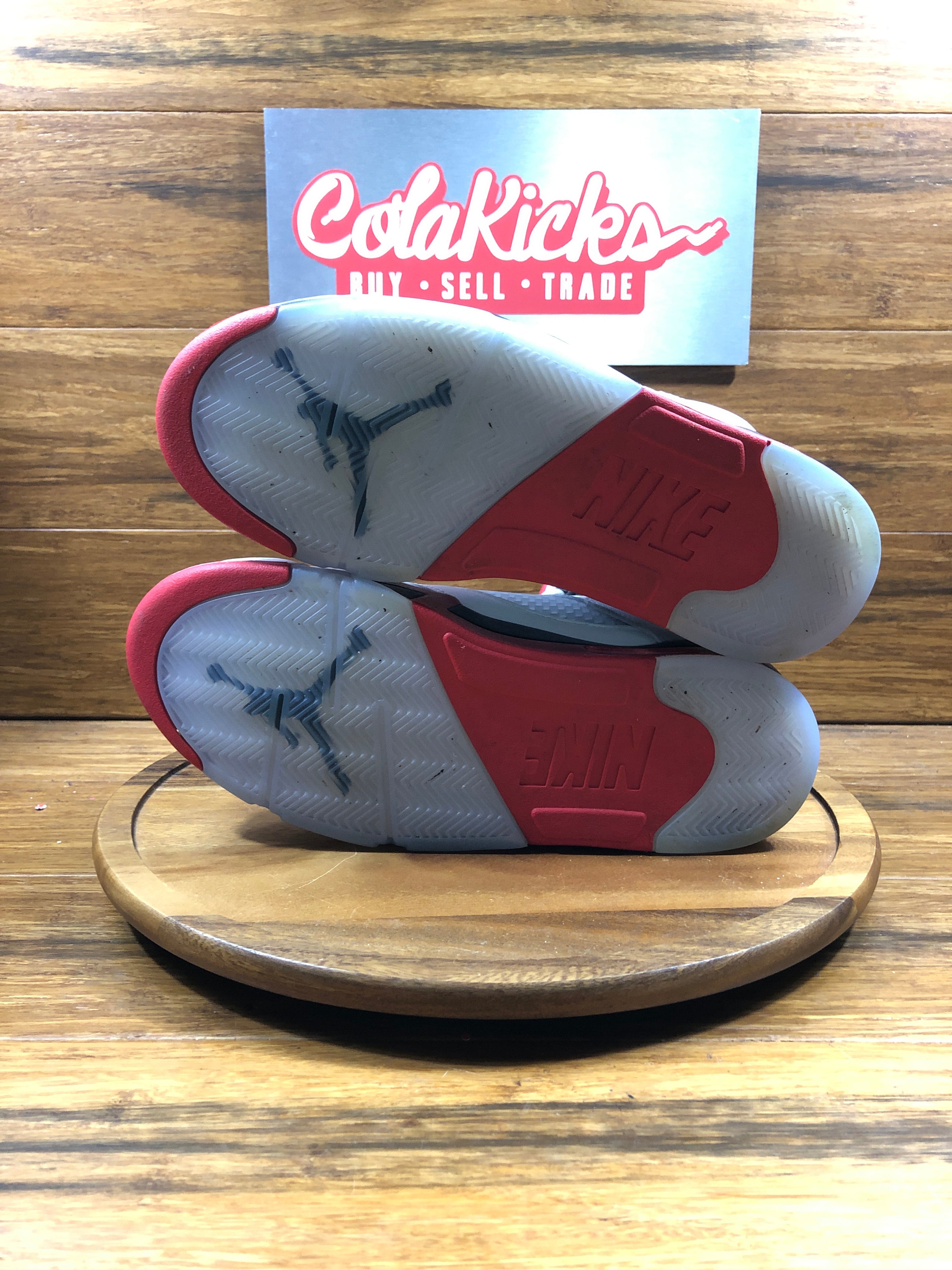 Jordan 5 Retro Fire Red Black Tongue (2025)