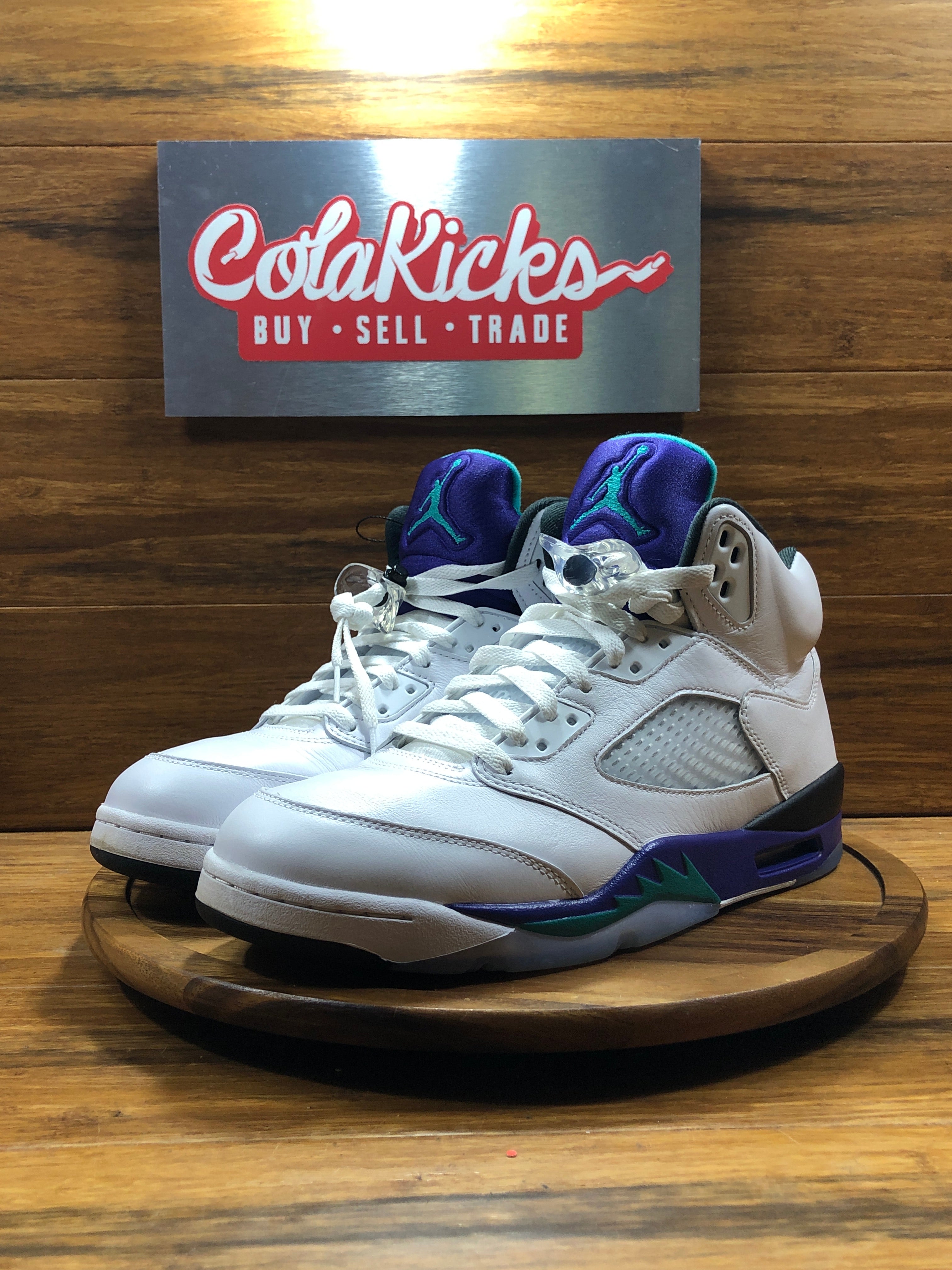 Jordan 5 Retro Grape (2025)