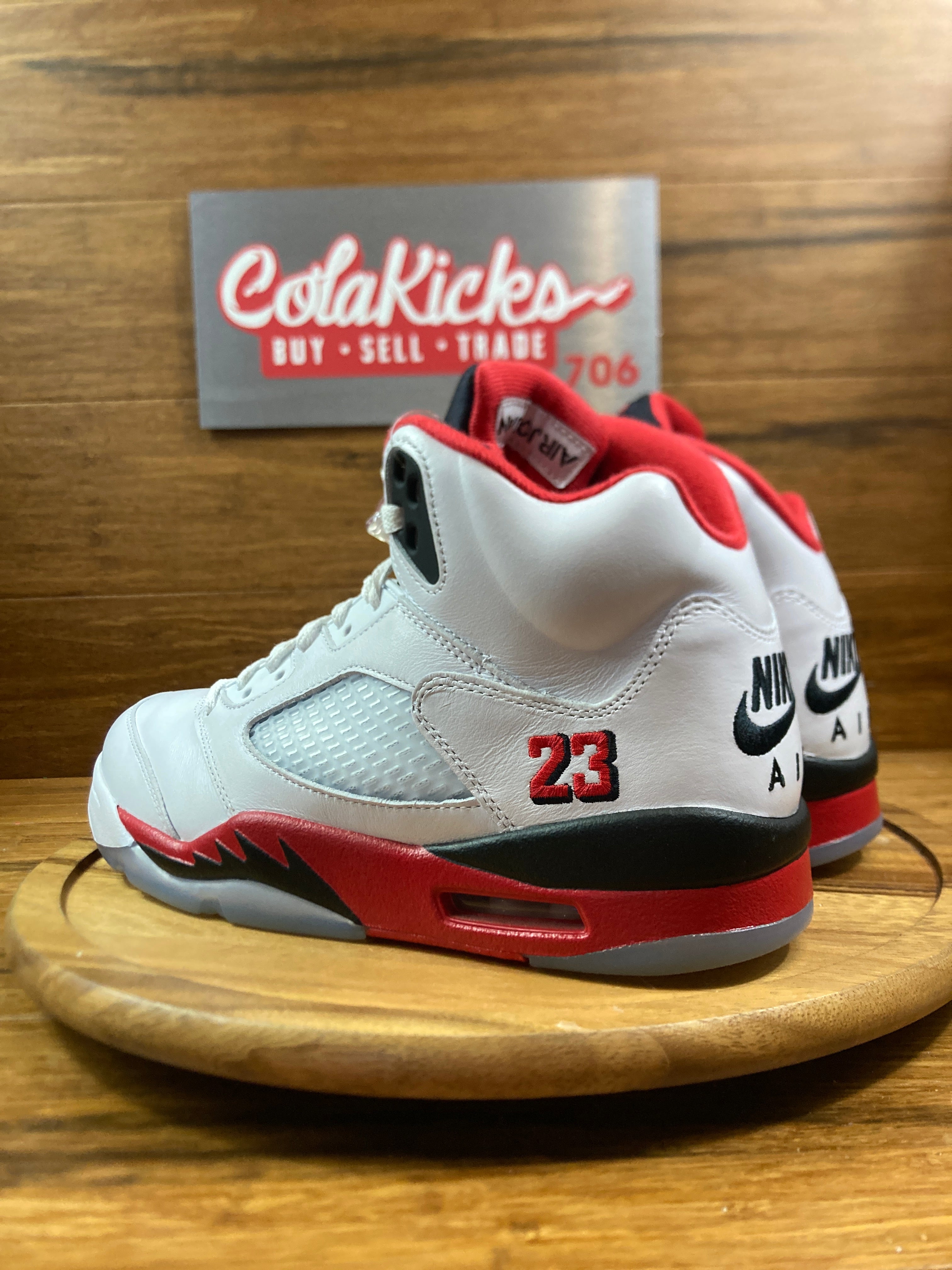 Jordan 5 Retro Fire Red Black Tongue (2025)