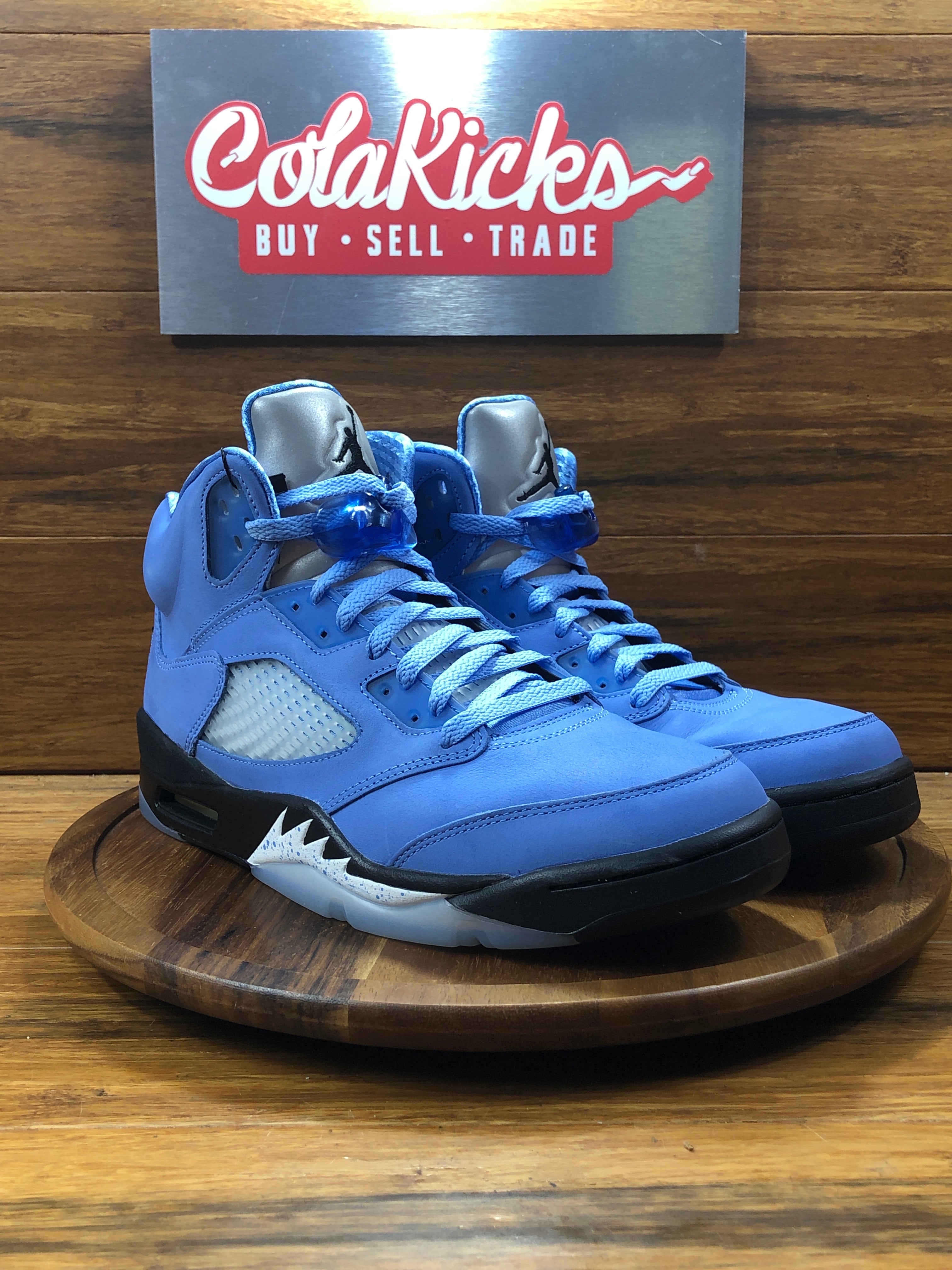 Jordan 5 Retro UNC University Blue