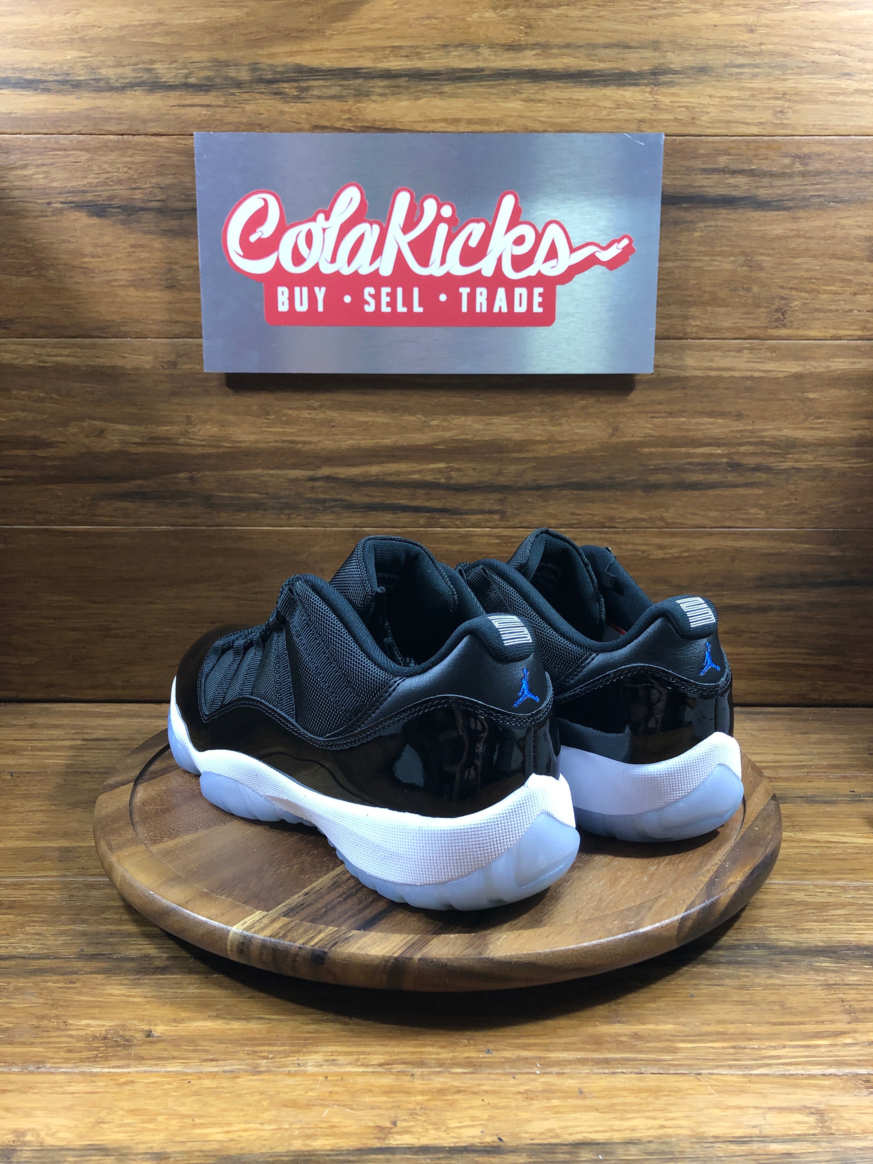 Jordan 11 Retro Low Space Jam