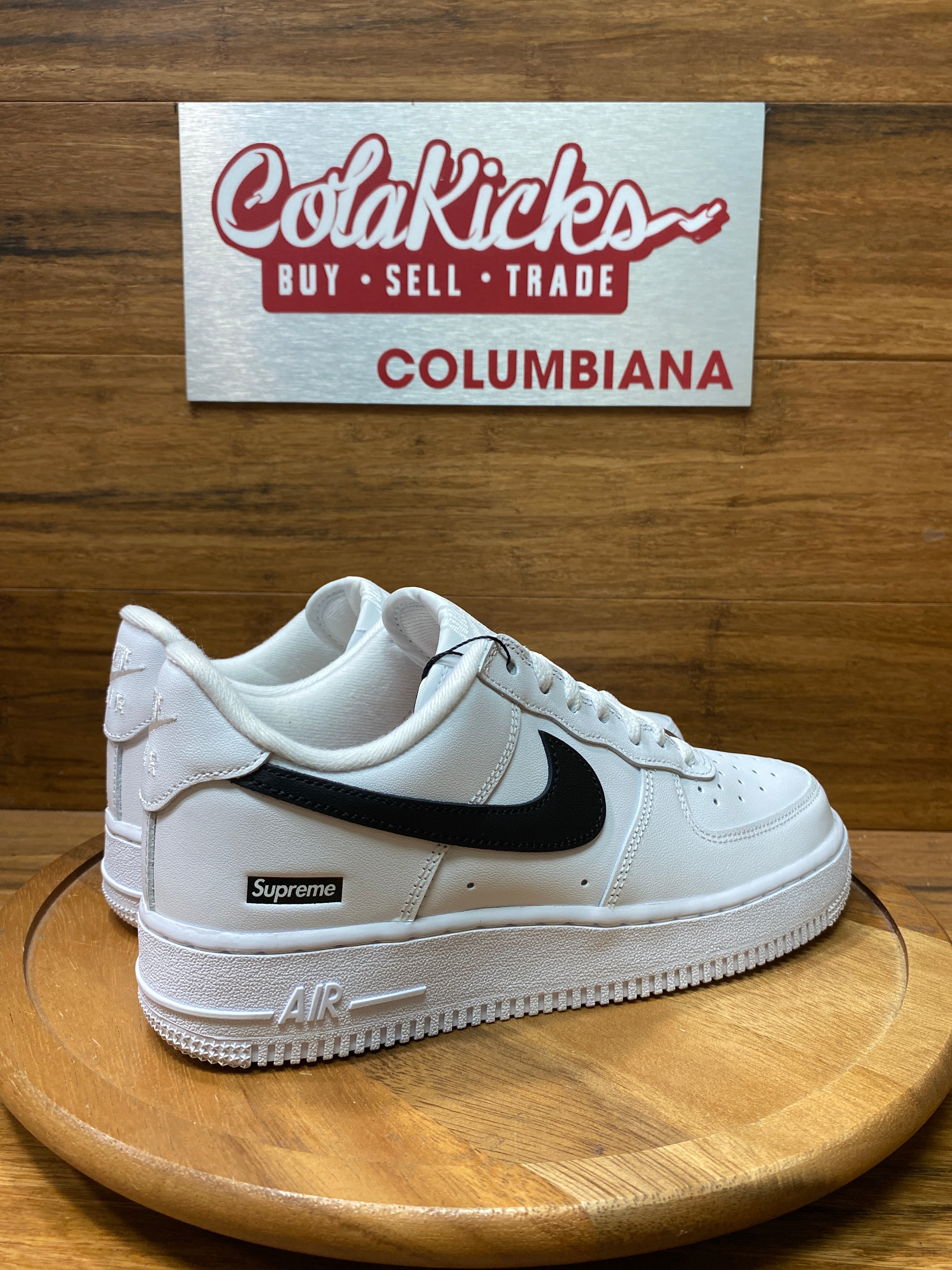 Nike Air Force 1 Low Supreme White Black
