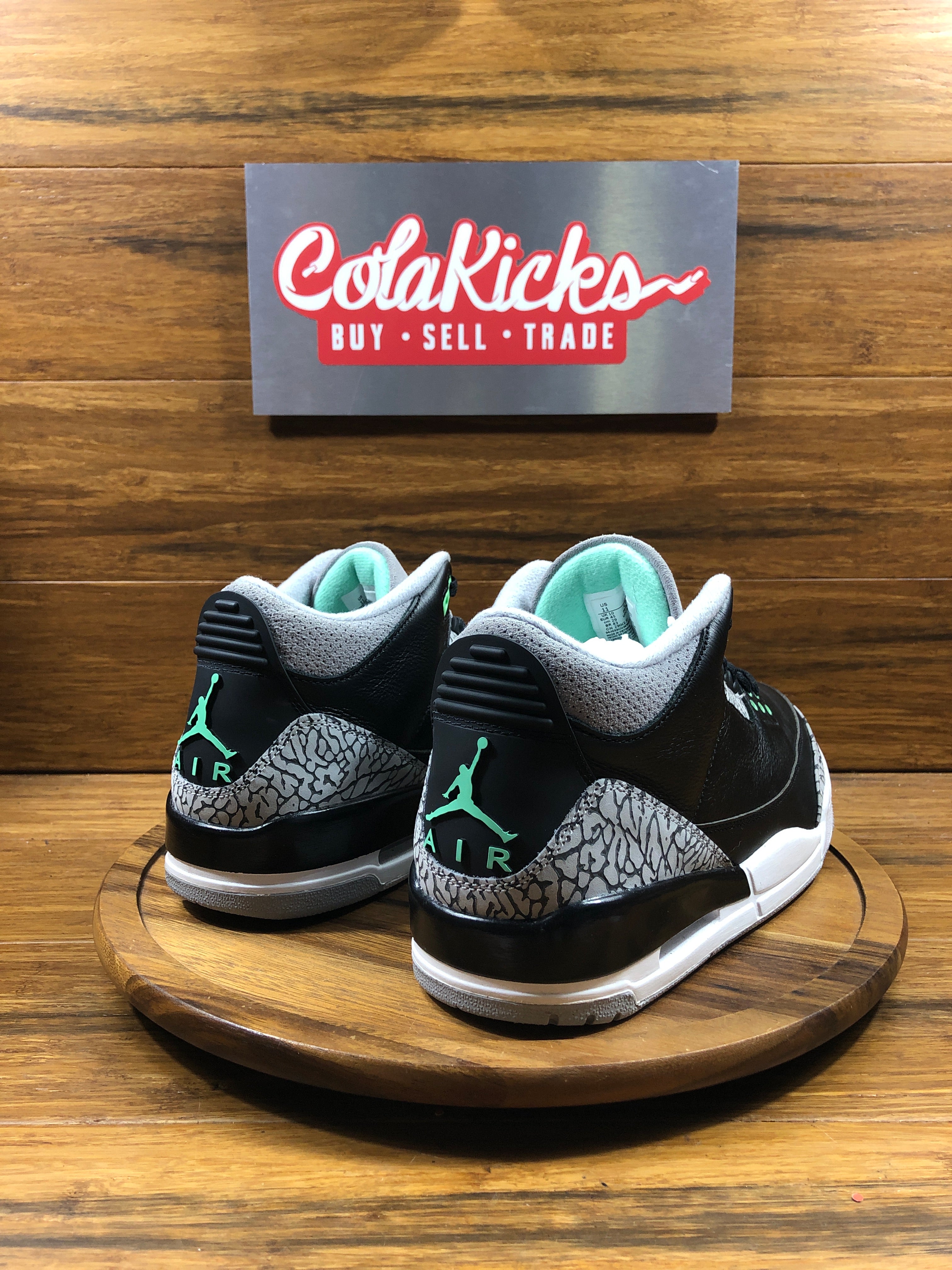 Jordan 3 Retro Green Glow
