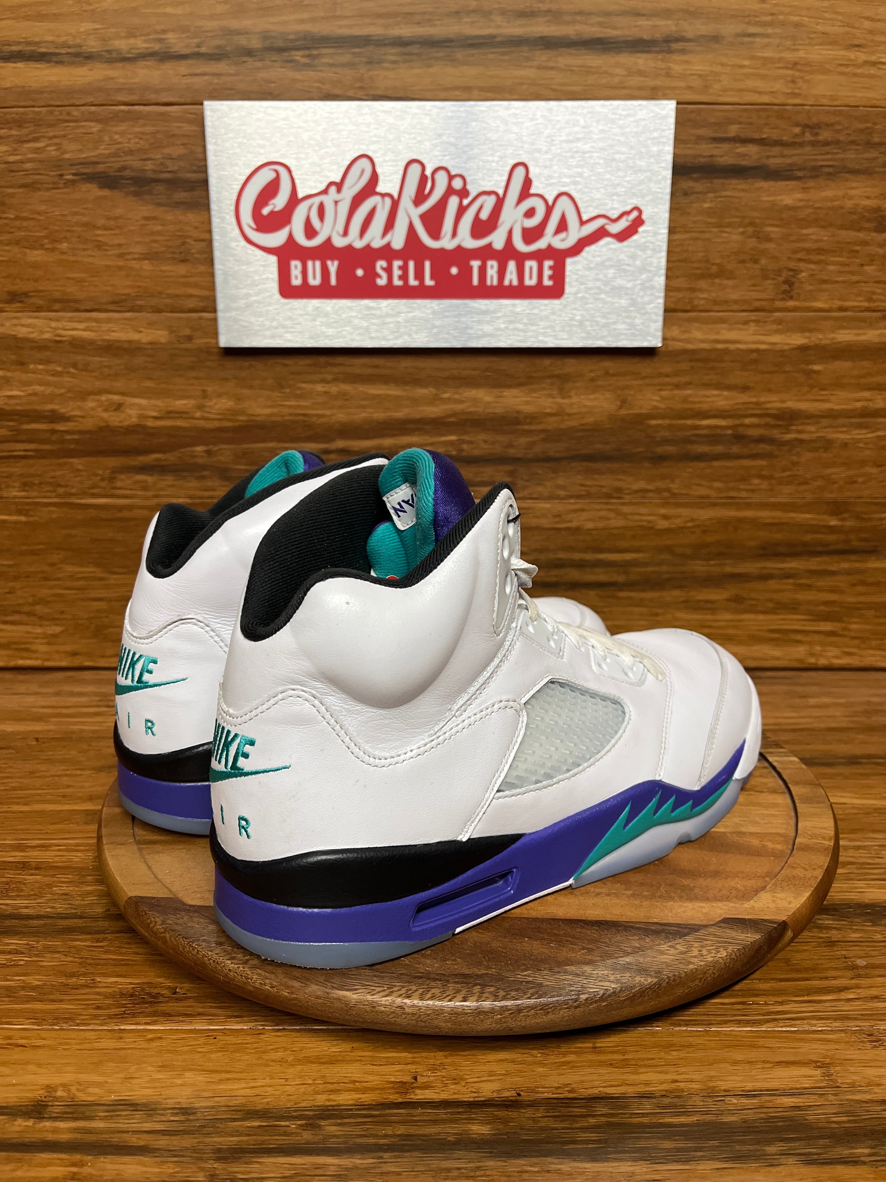 Jordan 5 Retro Grape (2025)