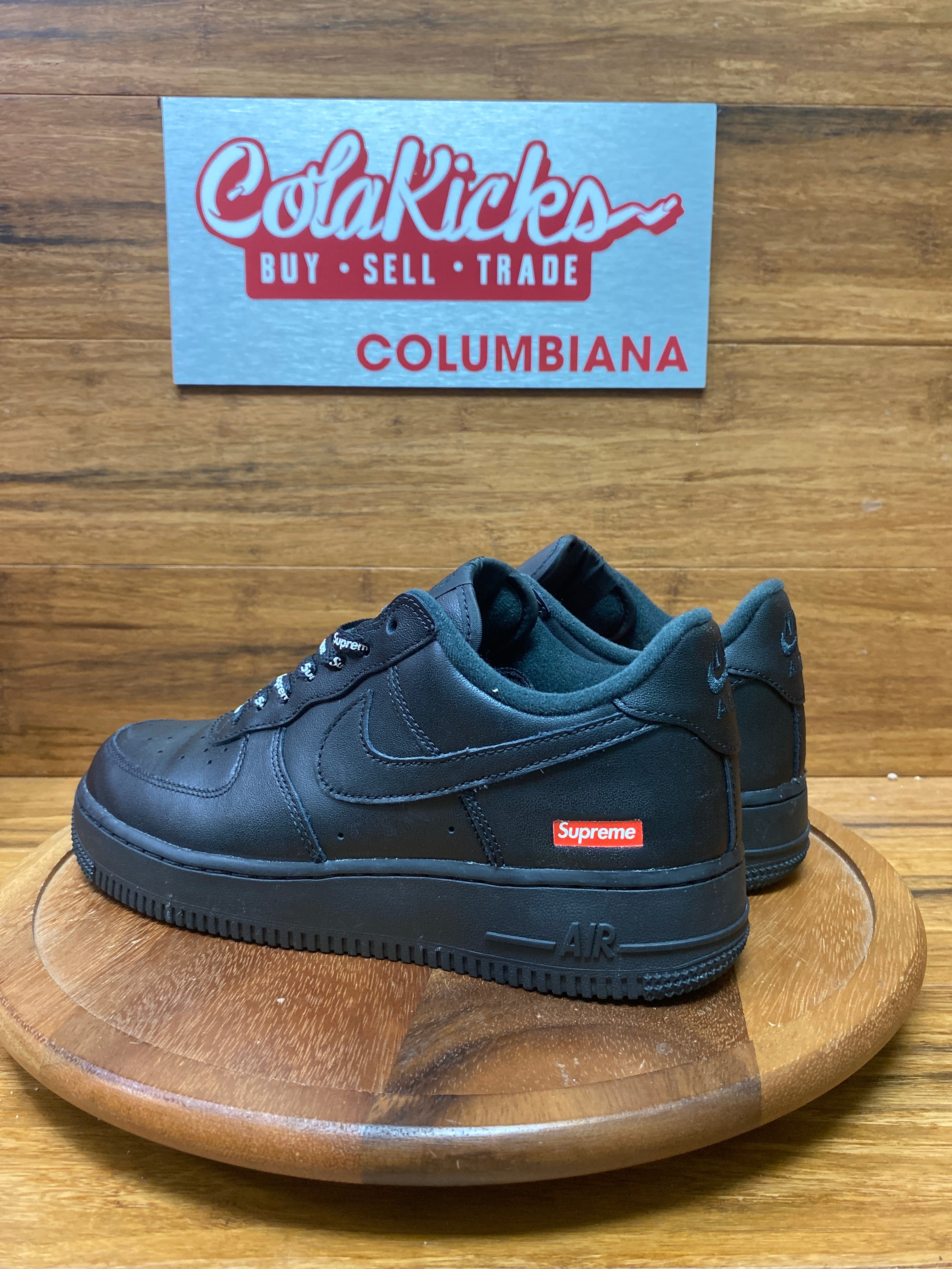 Nike Air Force 1 Low Supreme Black