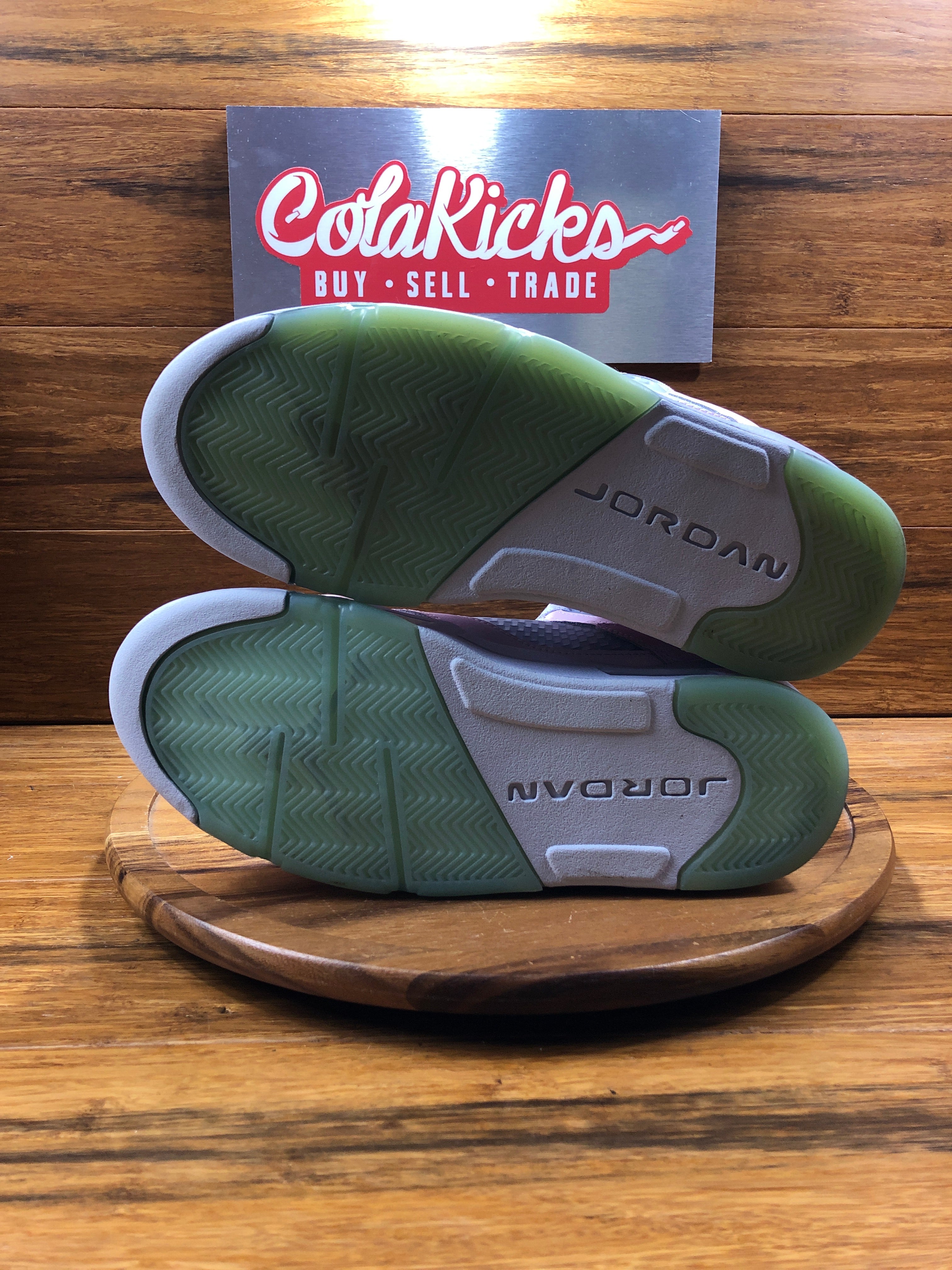 Jordan 5 Retro Easter (2022)