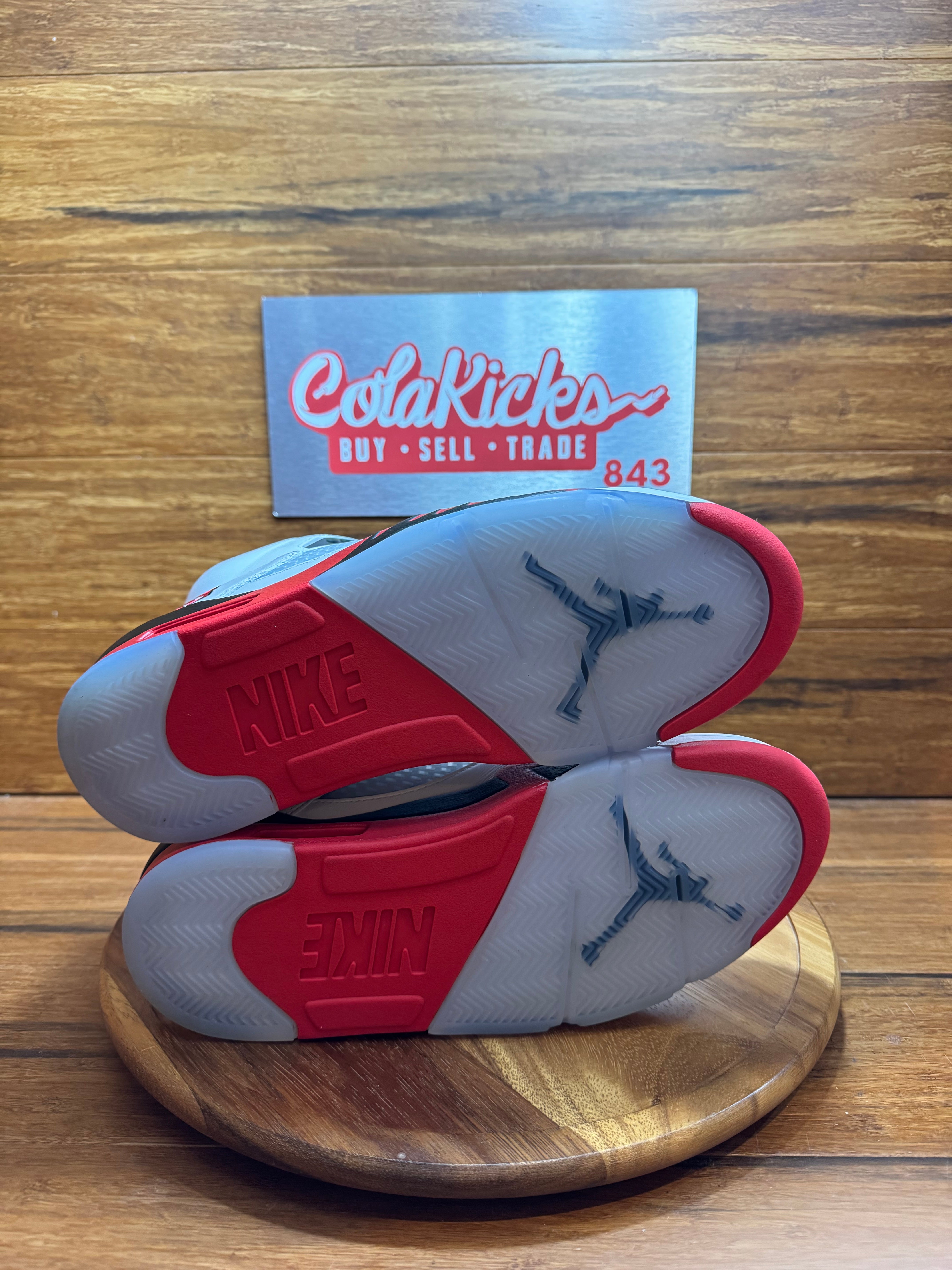 Jordan 5 Retro Fire Red Black Tongue (2025)