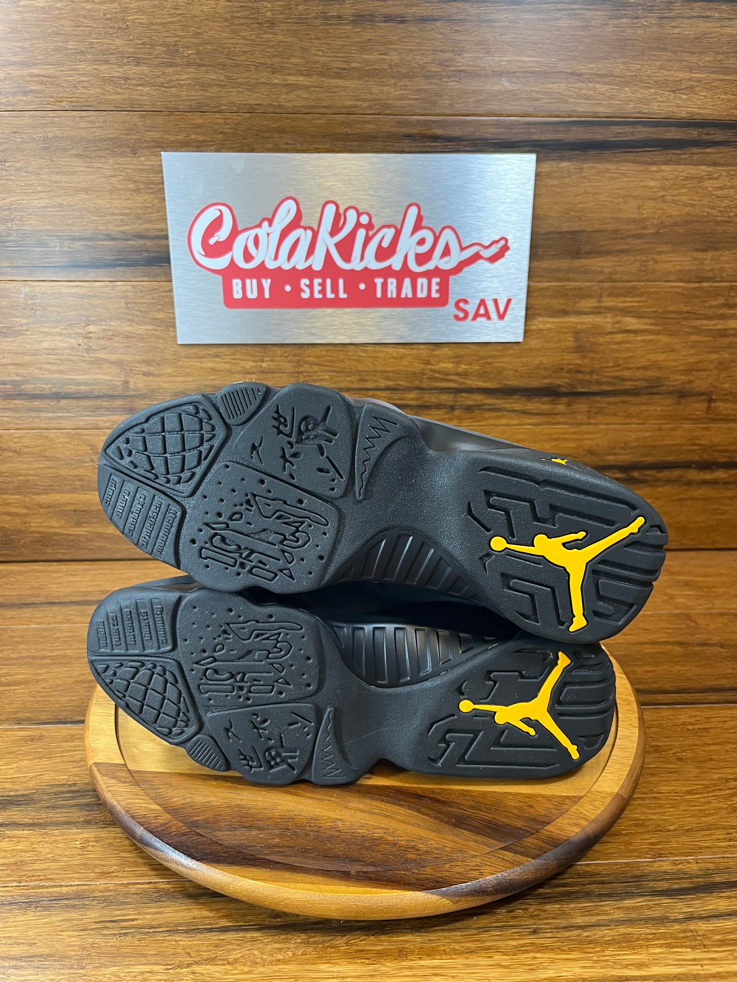 Jordan 9 Retro Dark Charcoal University Gold