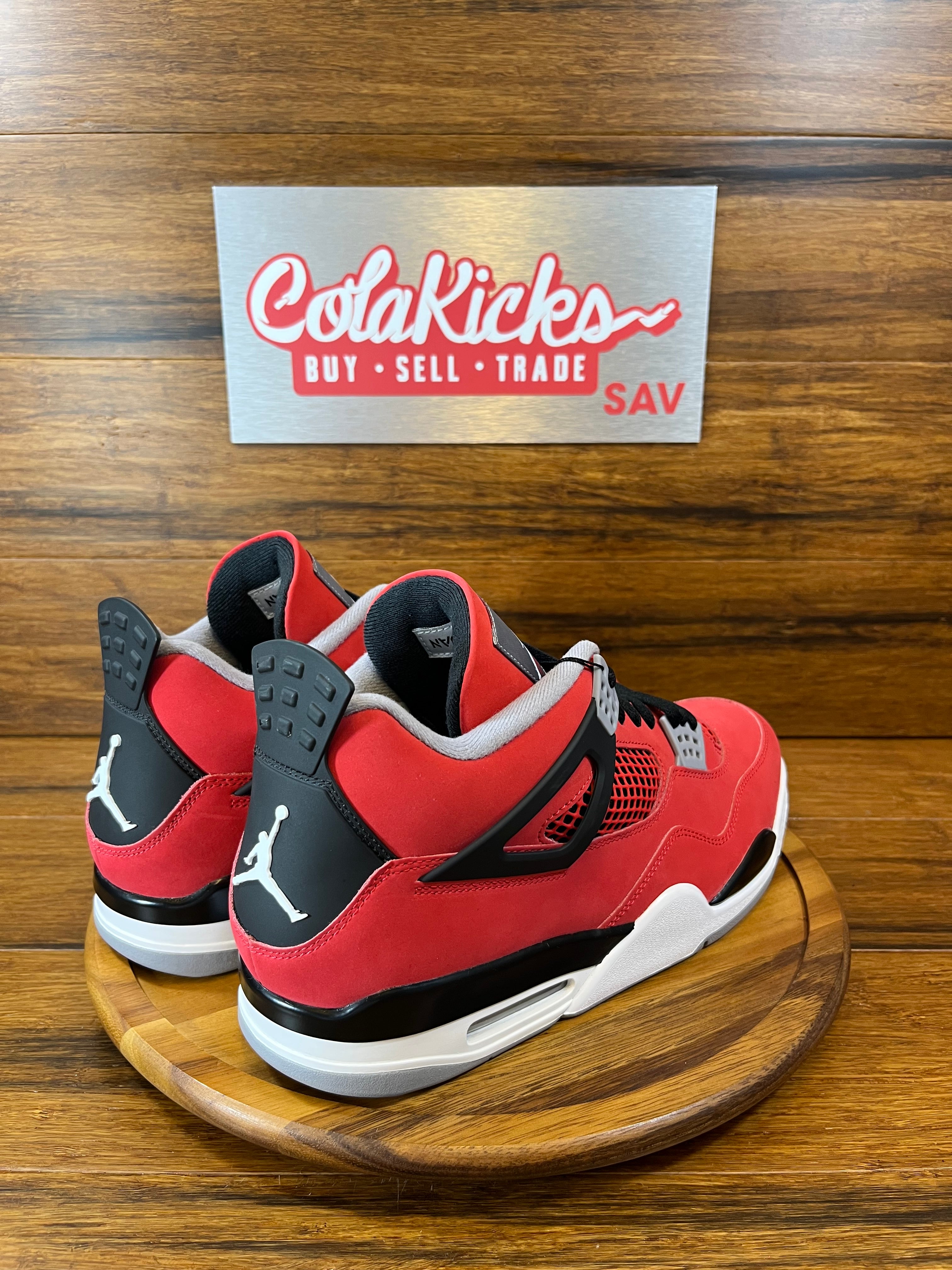 Jordan 4 Retro Toro Bravo (2026)