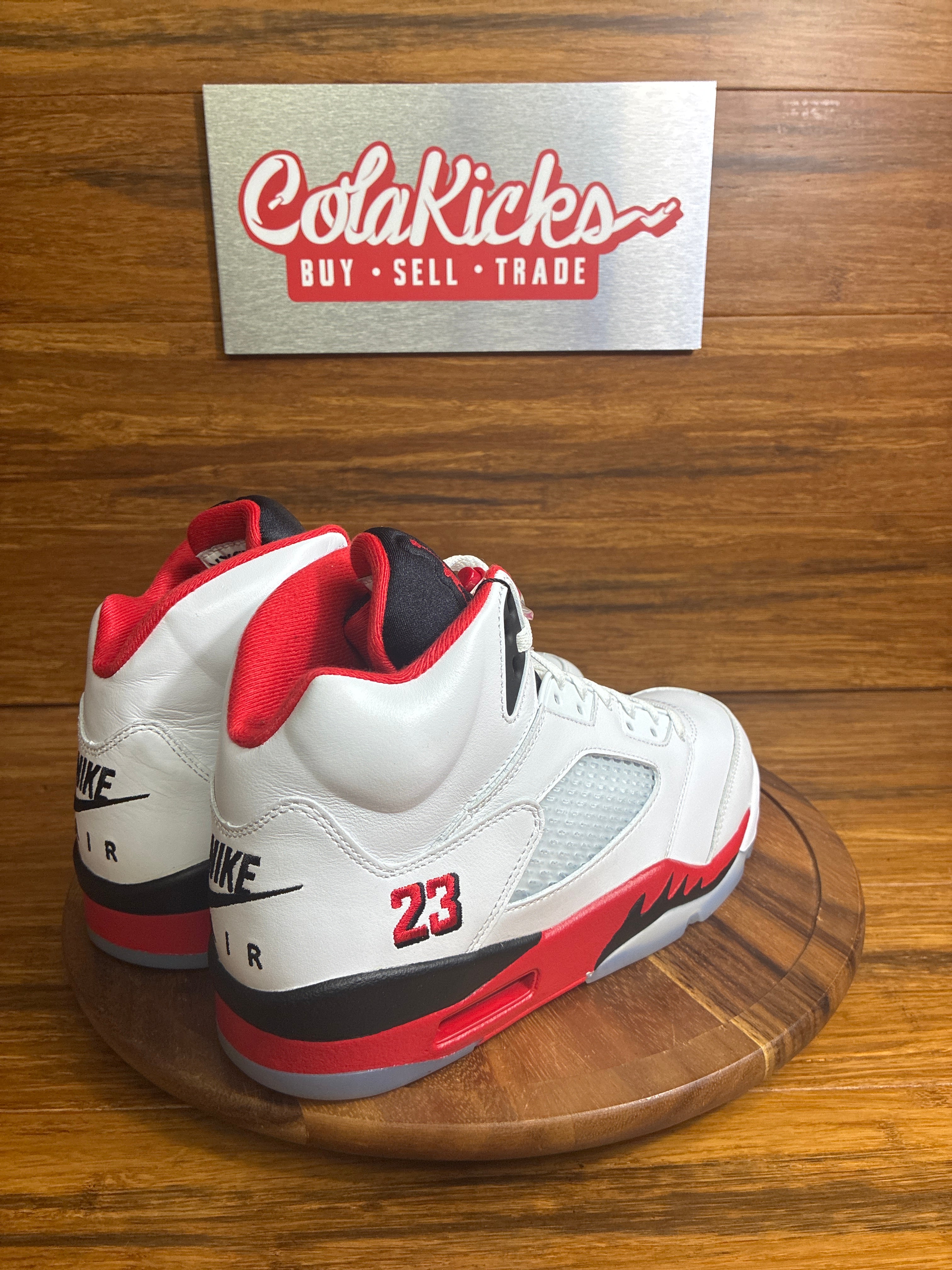 Jordan 5 Retro Fire Red Black Tongue (2025)