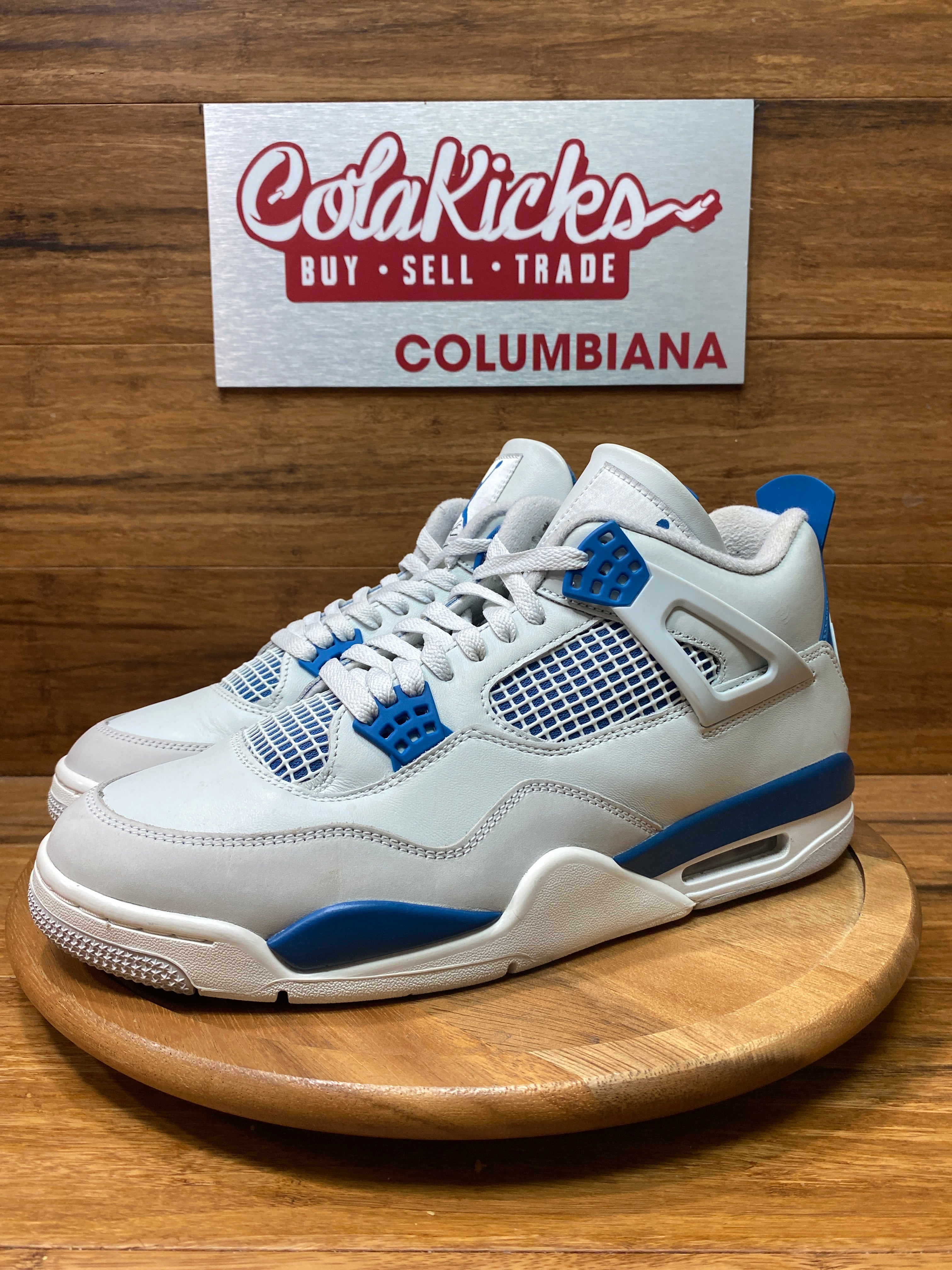 Jordan 4 Retro Military Blue (2024)