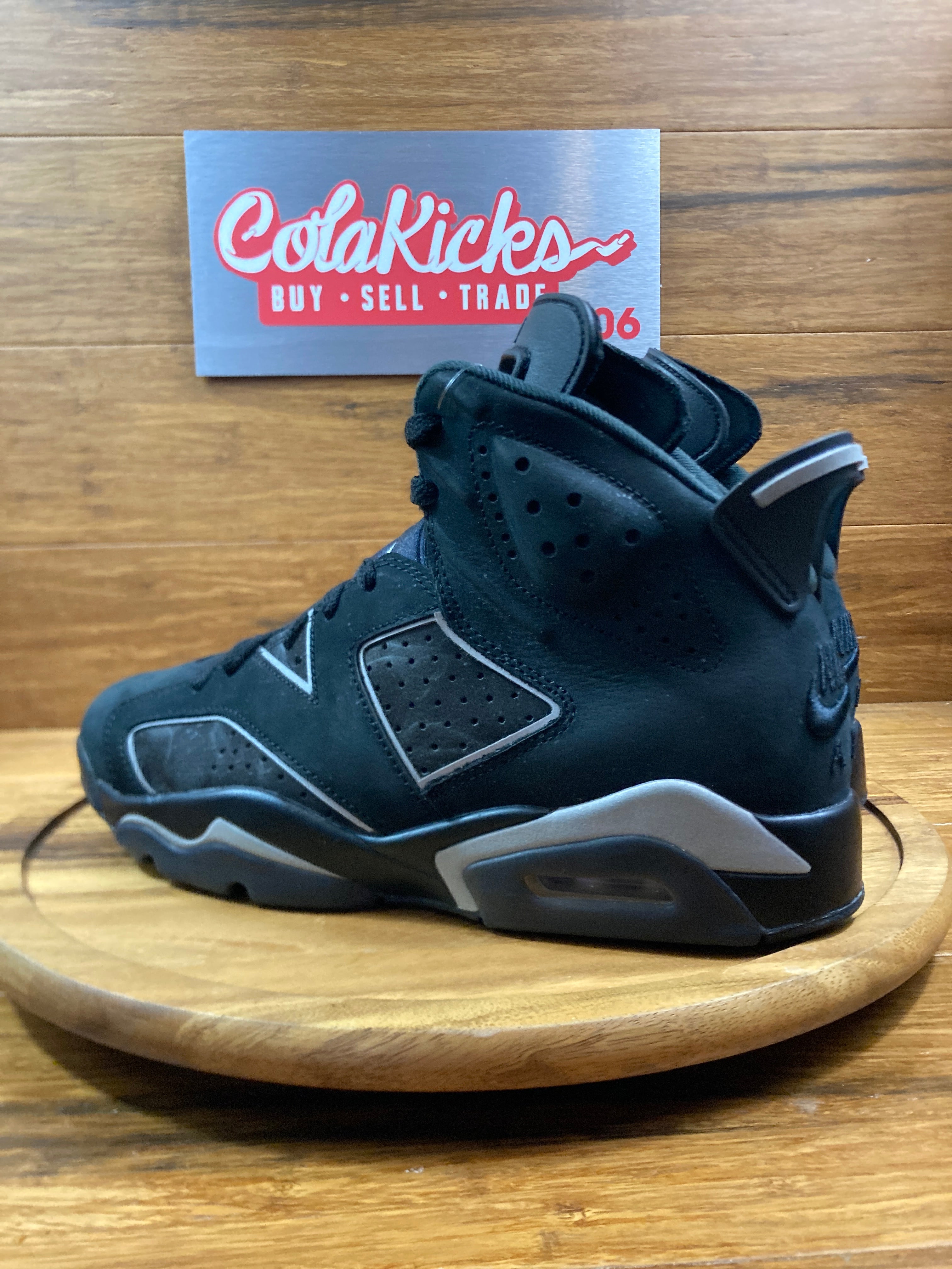 Jordan 6 Retro Cap and Gown