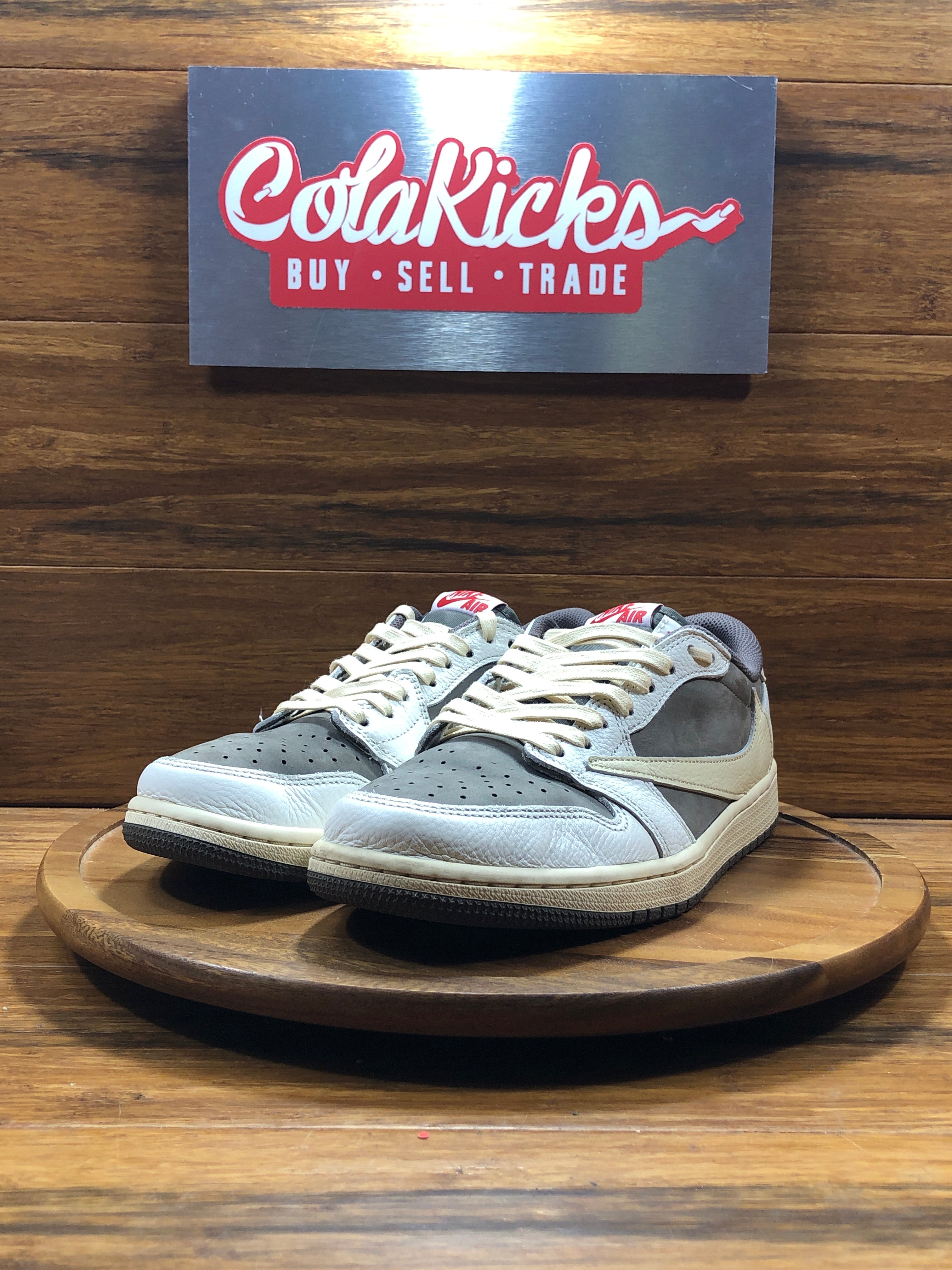 Jordan 1 Retro Low OG SP Travis Scott Reverse Mocha