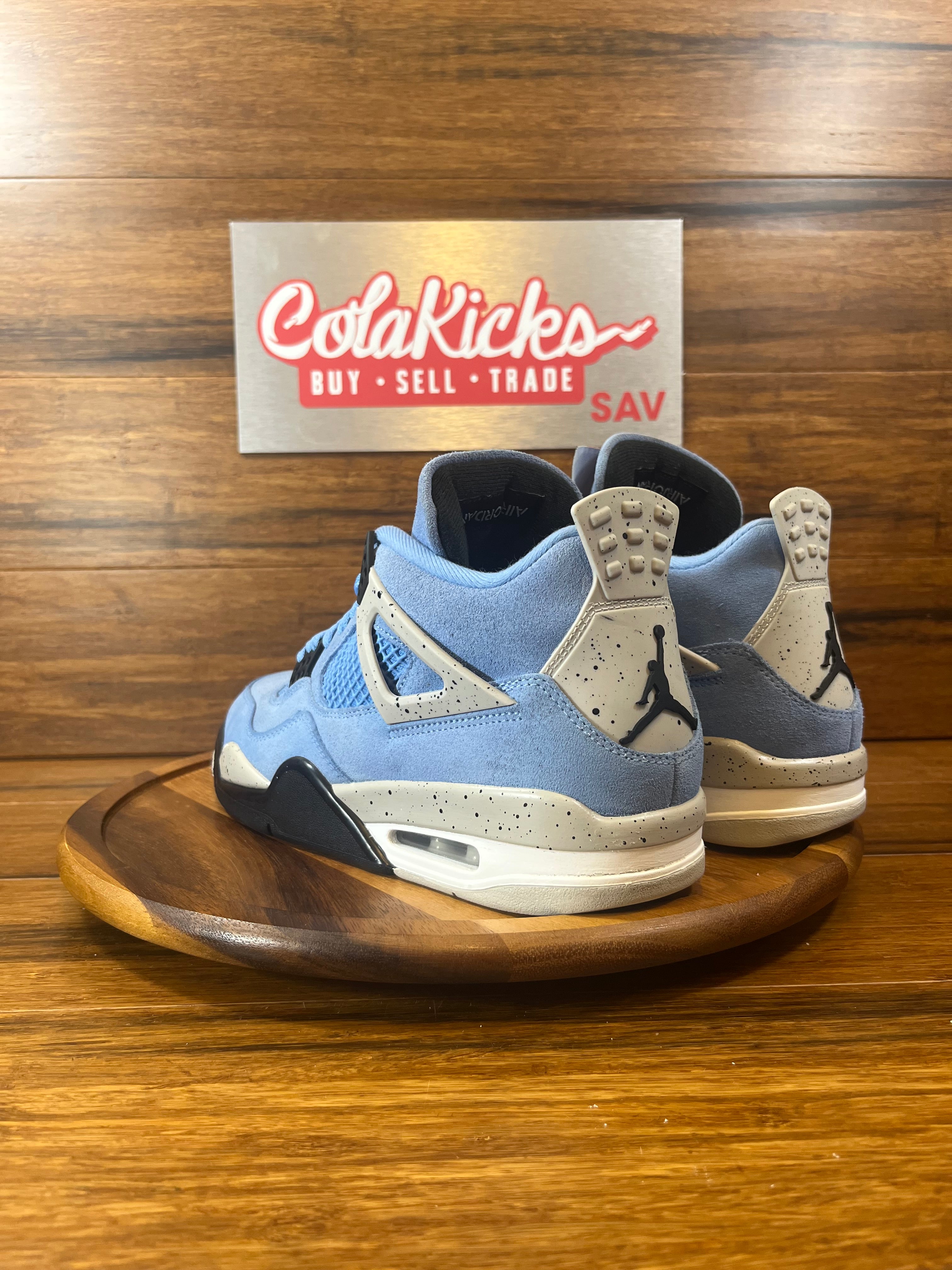 Jordan 4 Retro University Blue