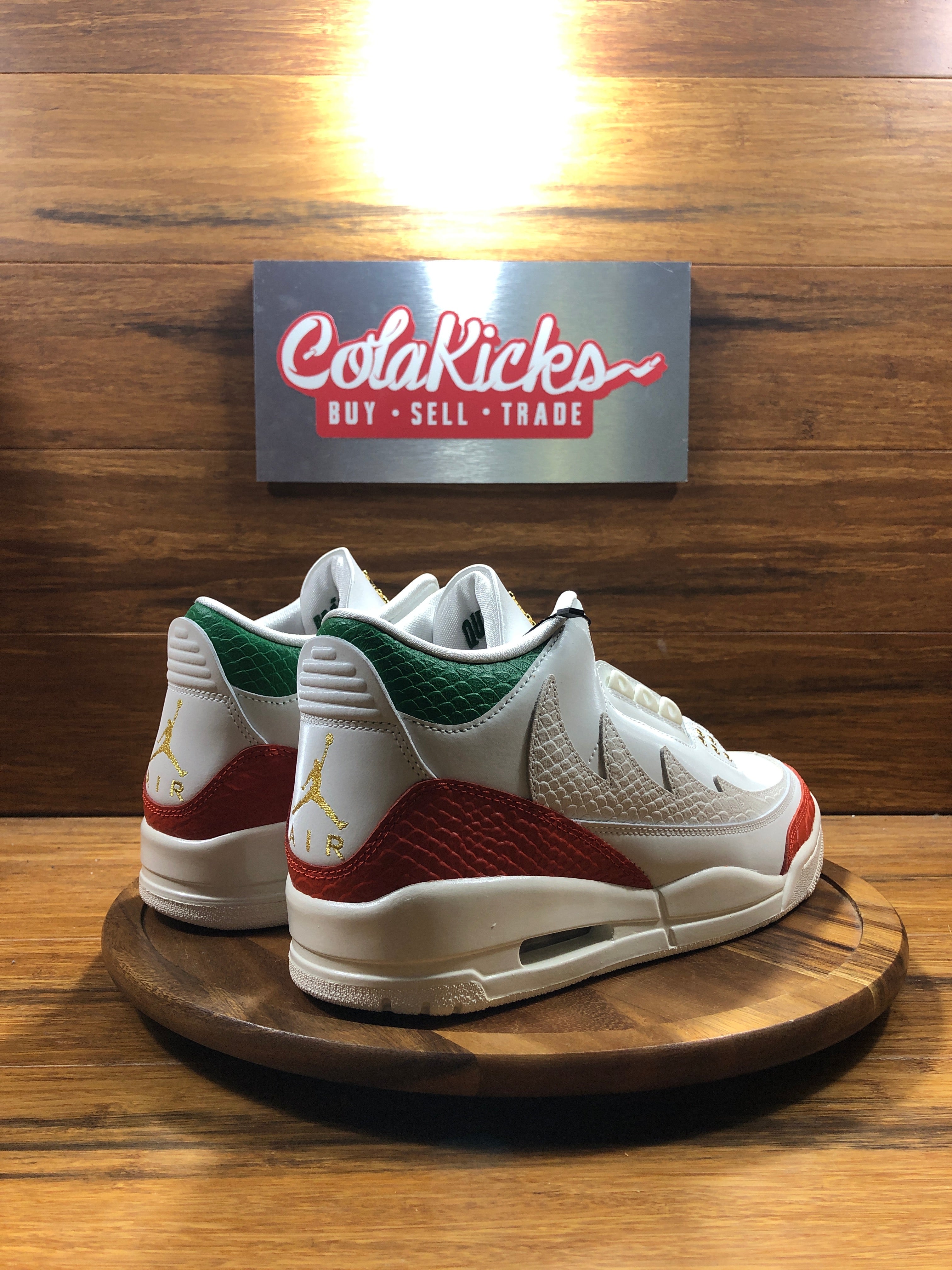 Jordan 3 Retro El Vuelo Summit White