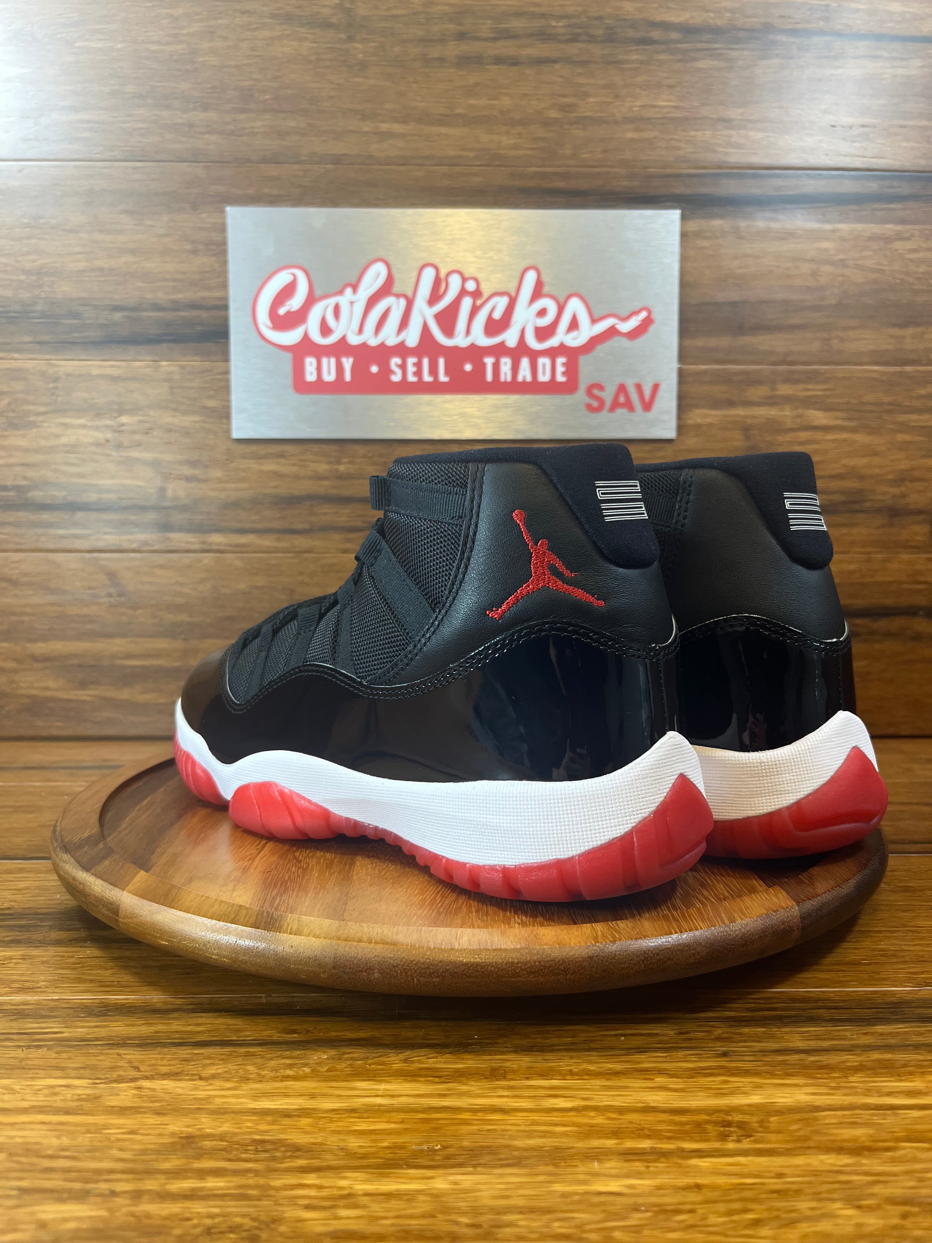 Jordan 11 Retro Playoffs Bred (2019)
