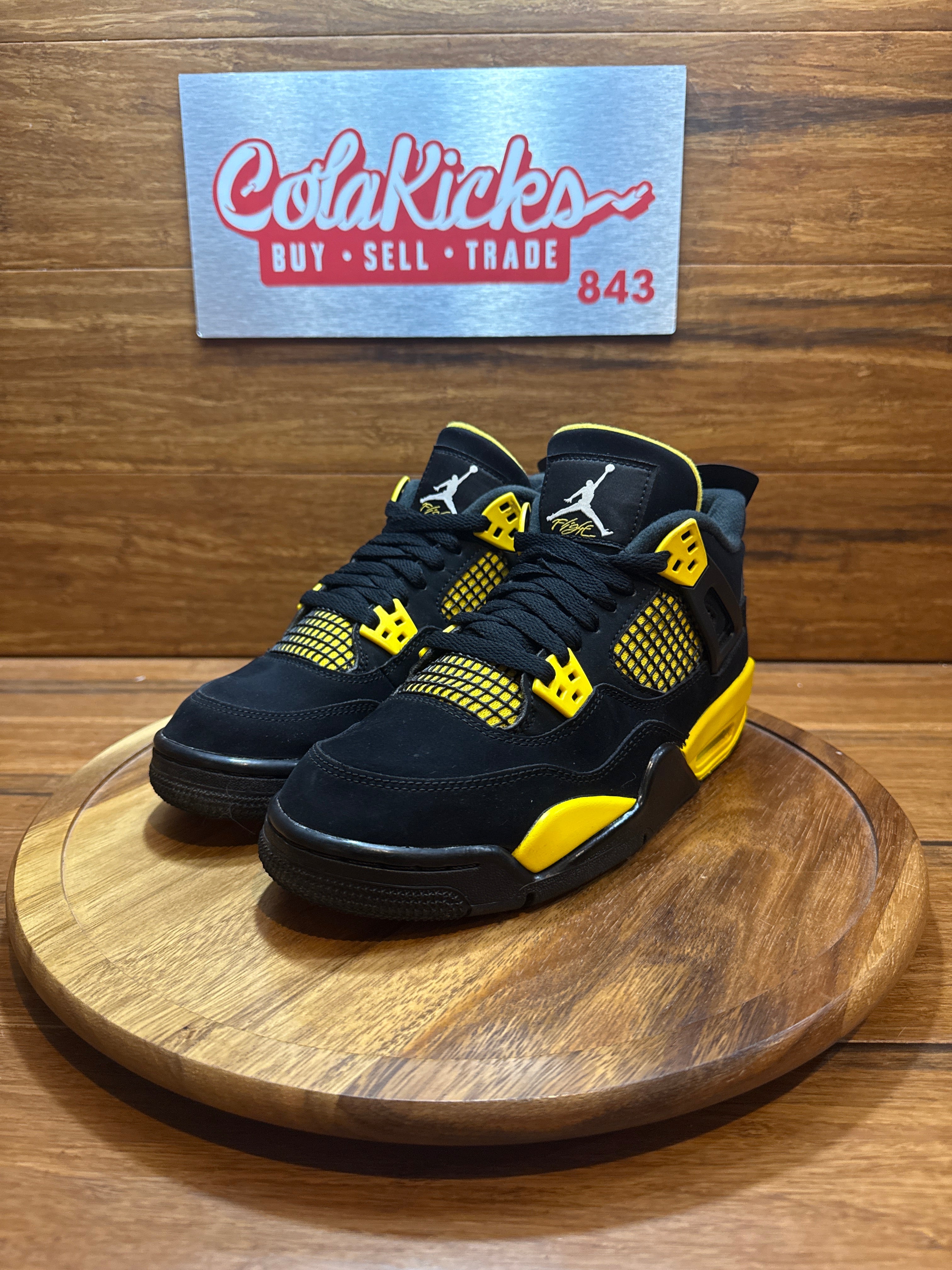 Jordan 4 Retro Thunder (2023) (GS)