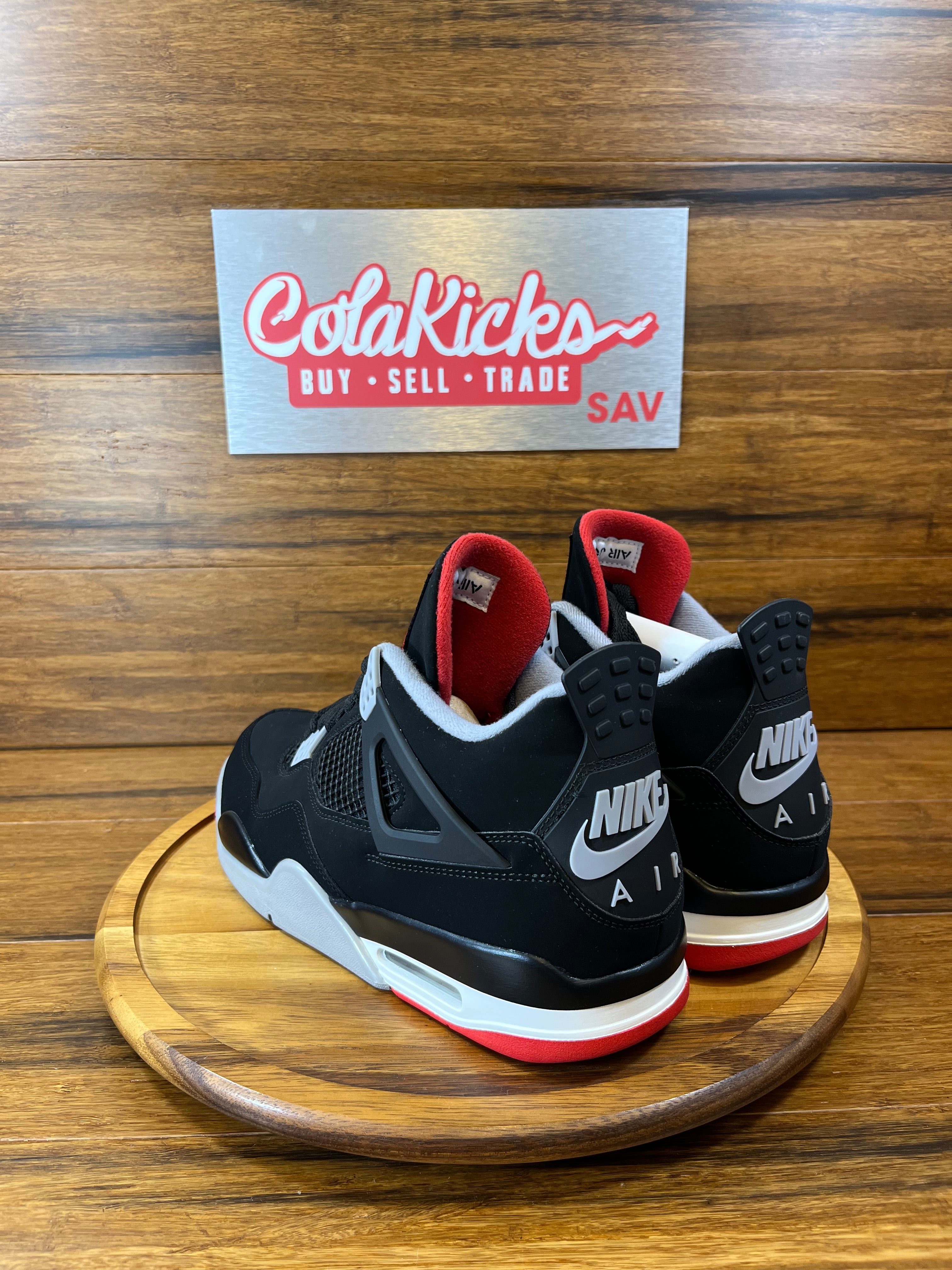 Jordan 4 Retro Bred (2019)