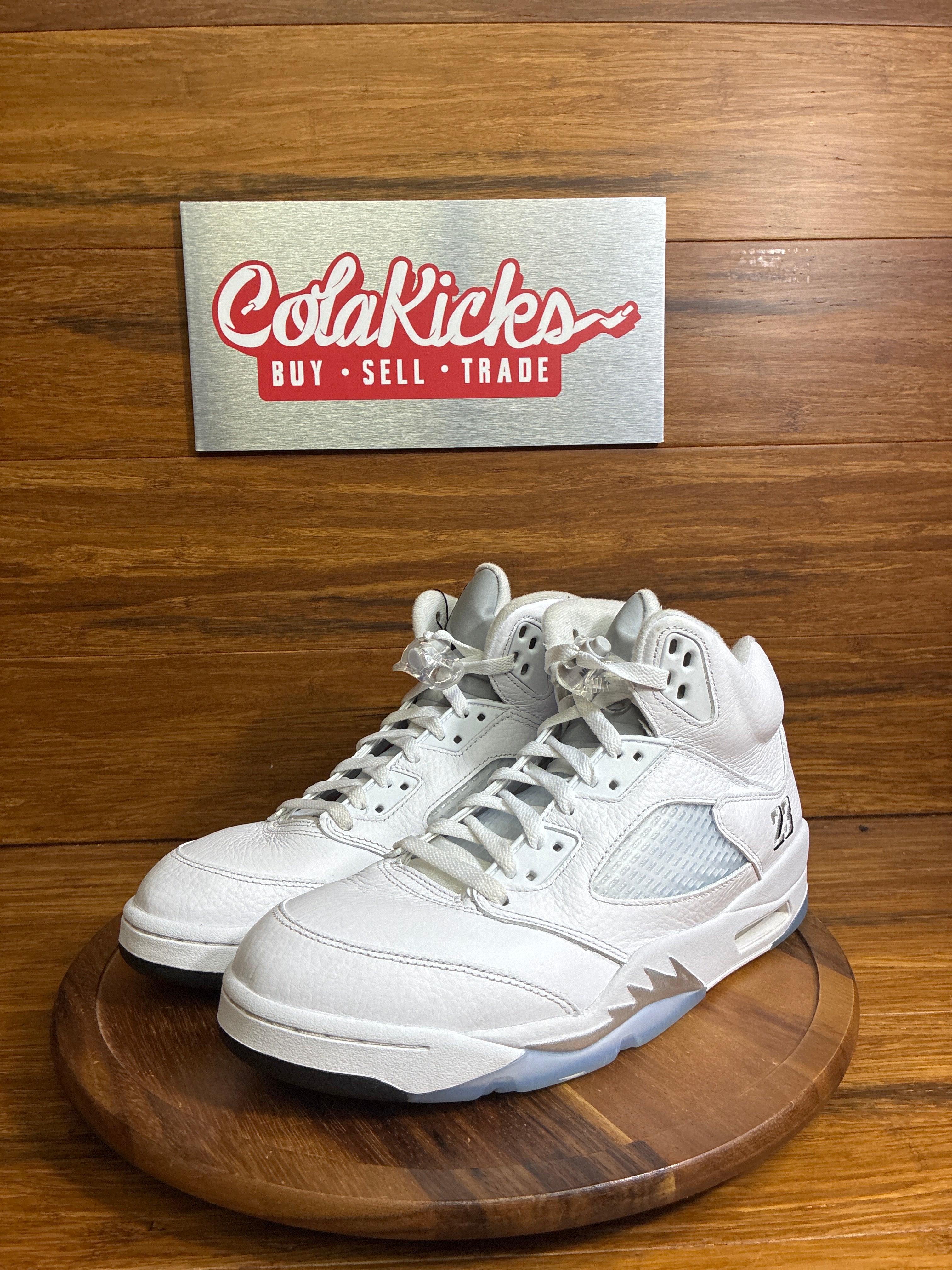 Jordan 5 Retro White Metallic (2026)