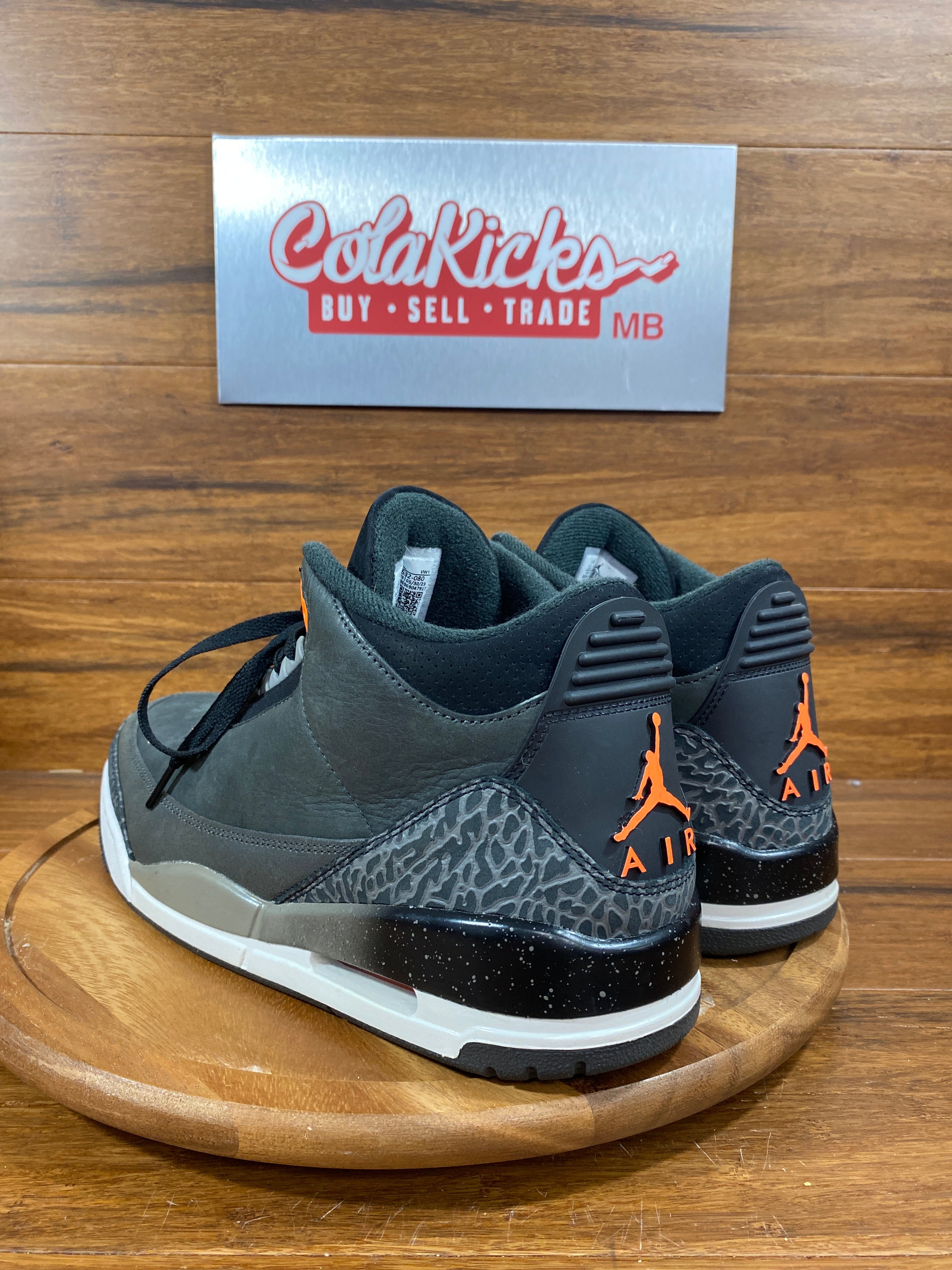 Jordan 3 Retro Fear Pack (2023)