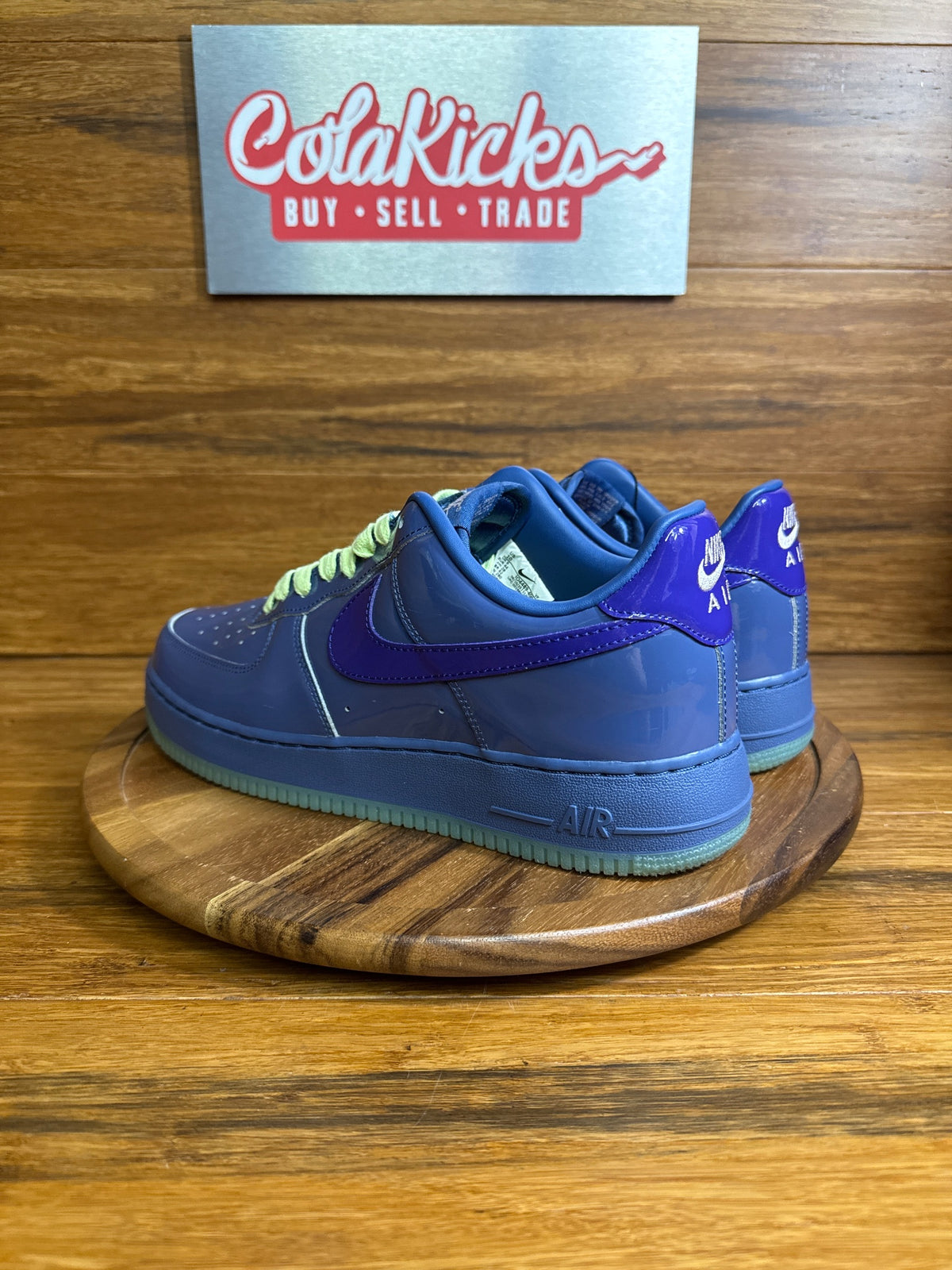 Nike Air Force 1 Low Patent Leather Mystic Navy Grape Ice
