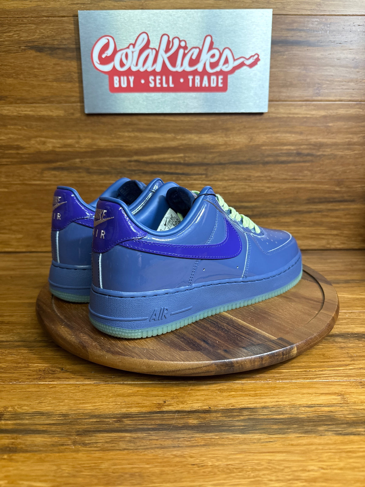 Nike Air Force 1 Low Patent Leather Mystic Navy Grape Ice