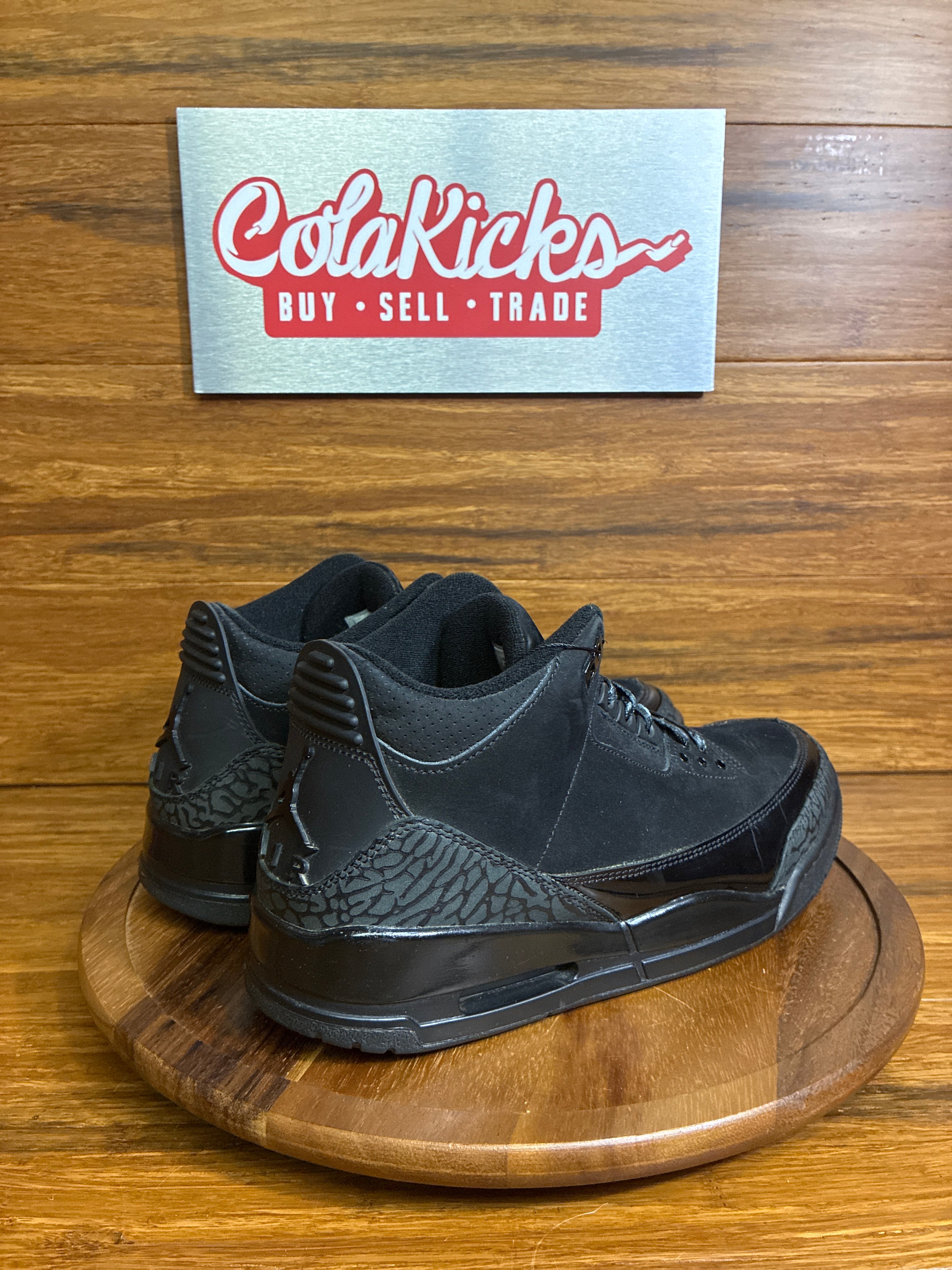 Jordan 3 Retro Black Cat (2025)
