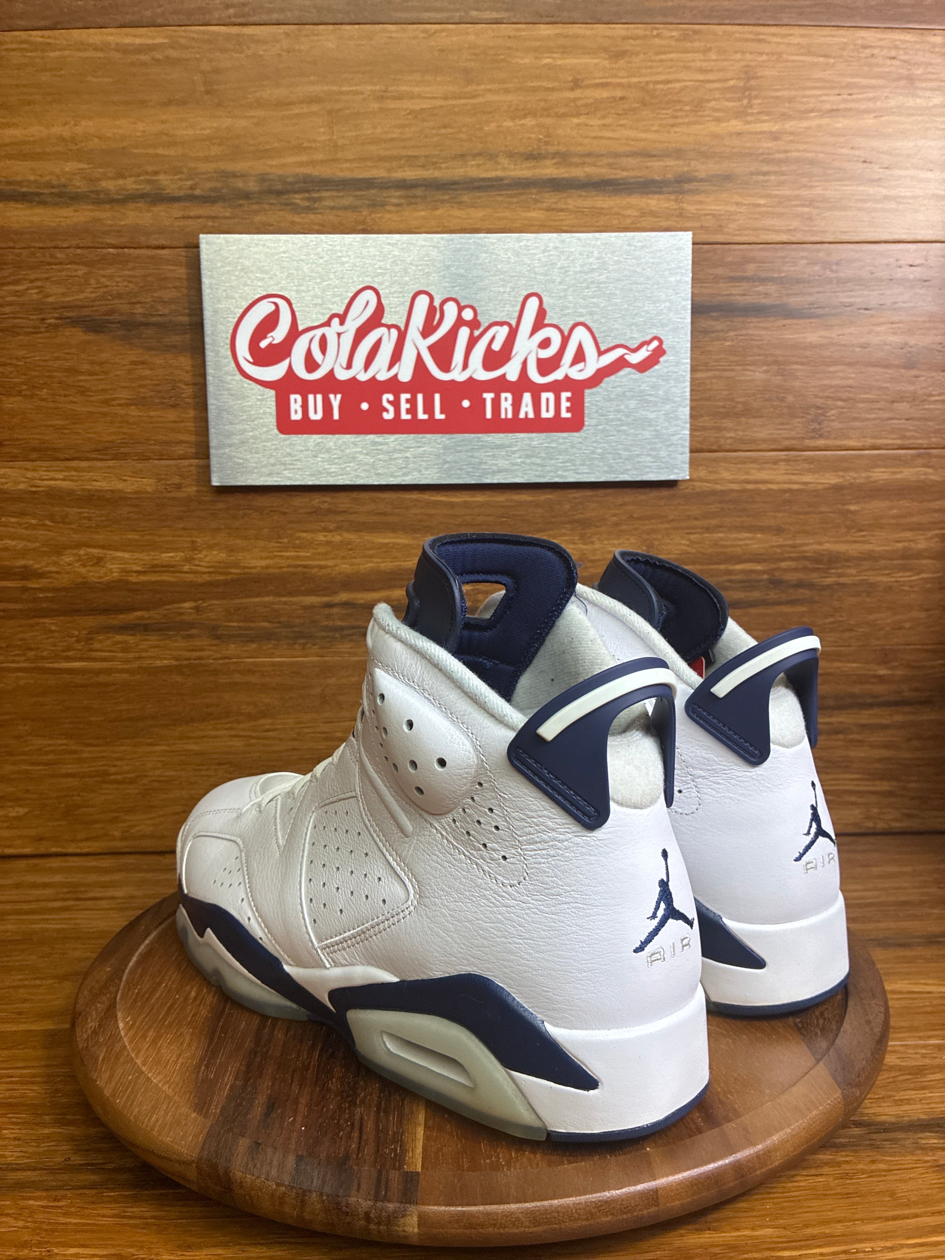Jordan 4 Retro Military Blue (2024)