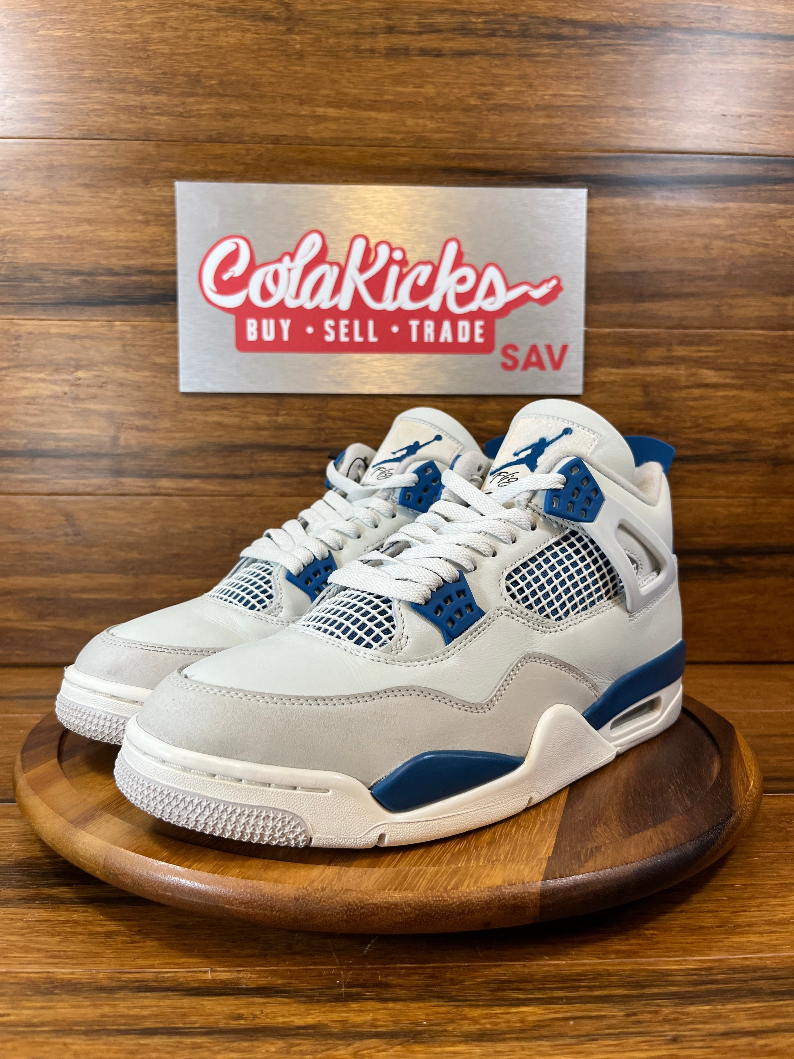 Jordan 4 Retro Military Blue (2024)